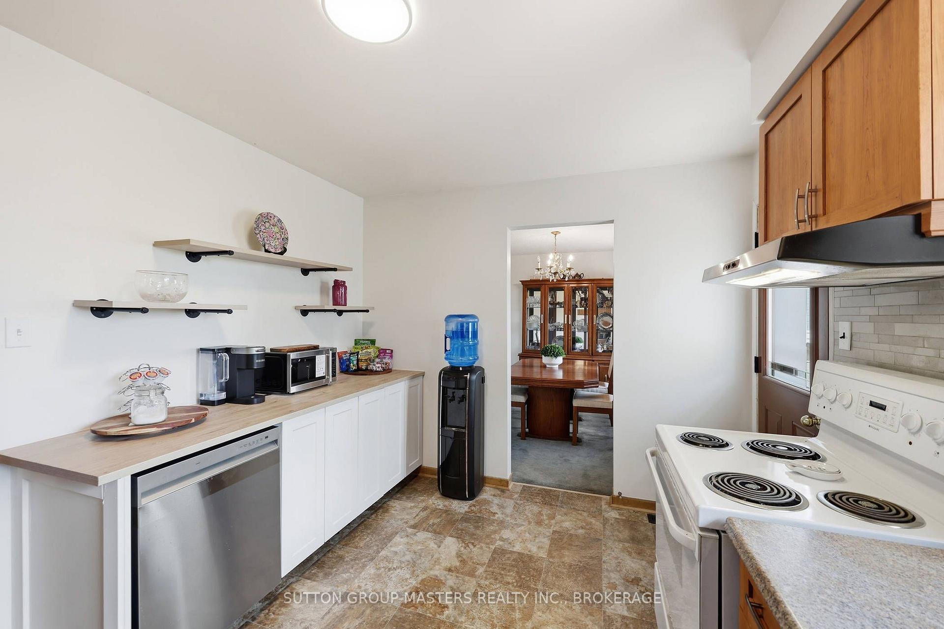 Photo 17 of 2212 Battersea Road, Kingston, City North of 401 — HOMEH