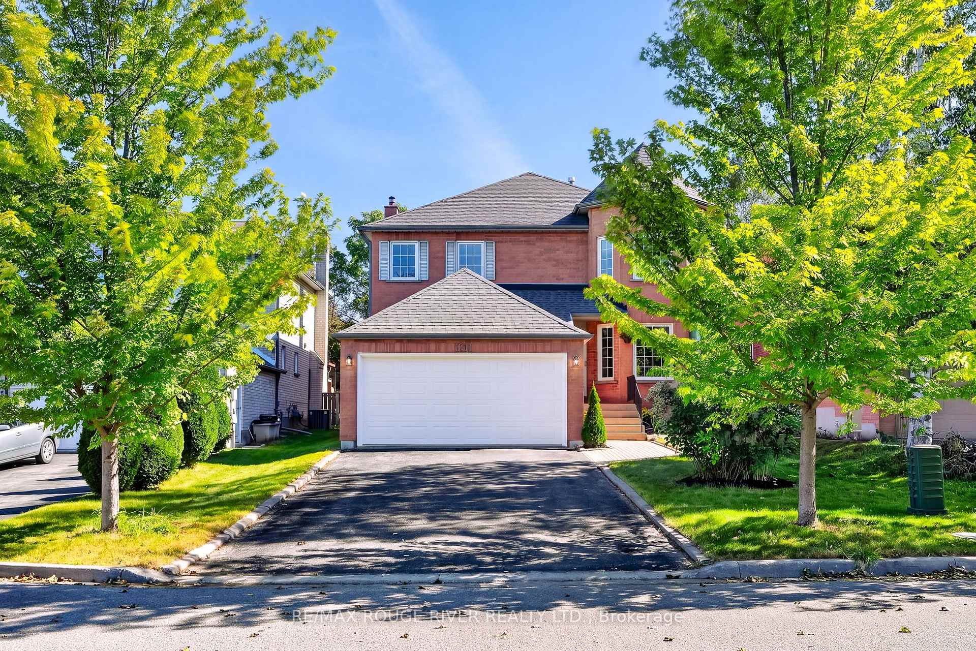Photo 8 of 1211 Engel Court, Pickering, West Shore — HOMEH