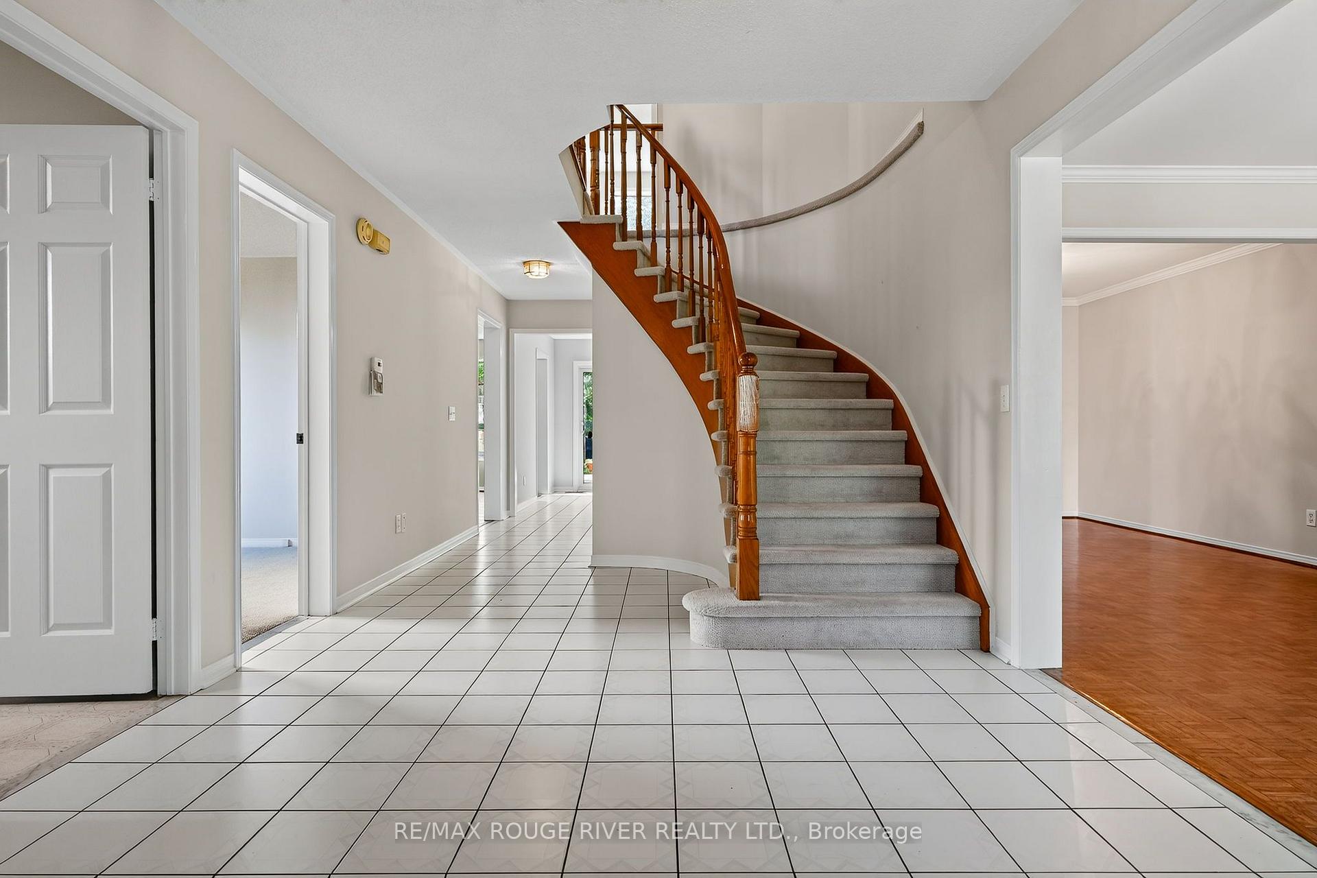Photo 9 of 1211 Engel Court, Pickering, West Shore — HOMEH