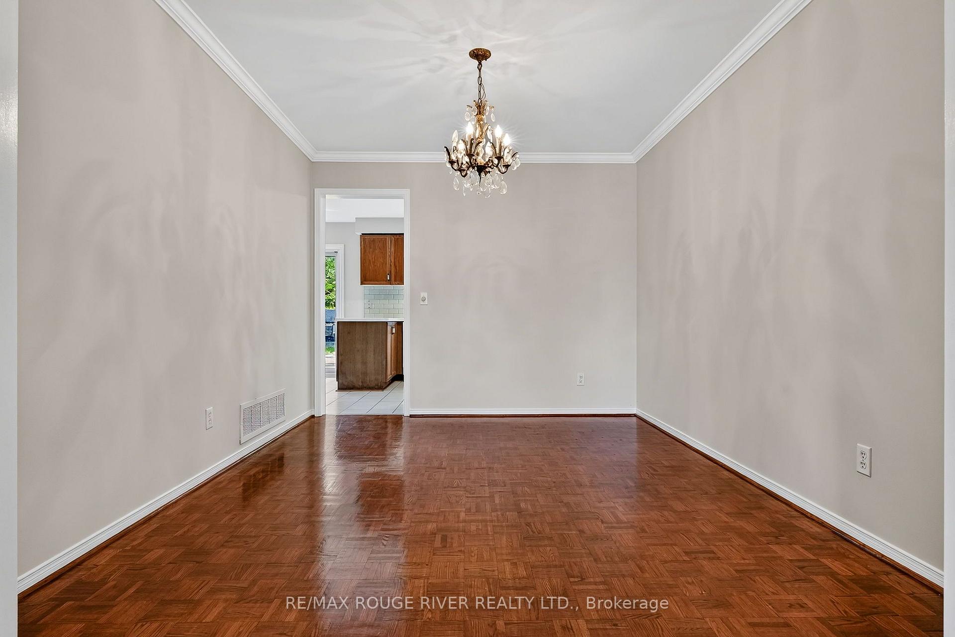 Photo 15 of 1211 Engel Court, Pickering, West Shore — HOMEH