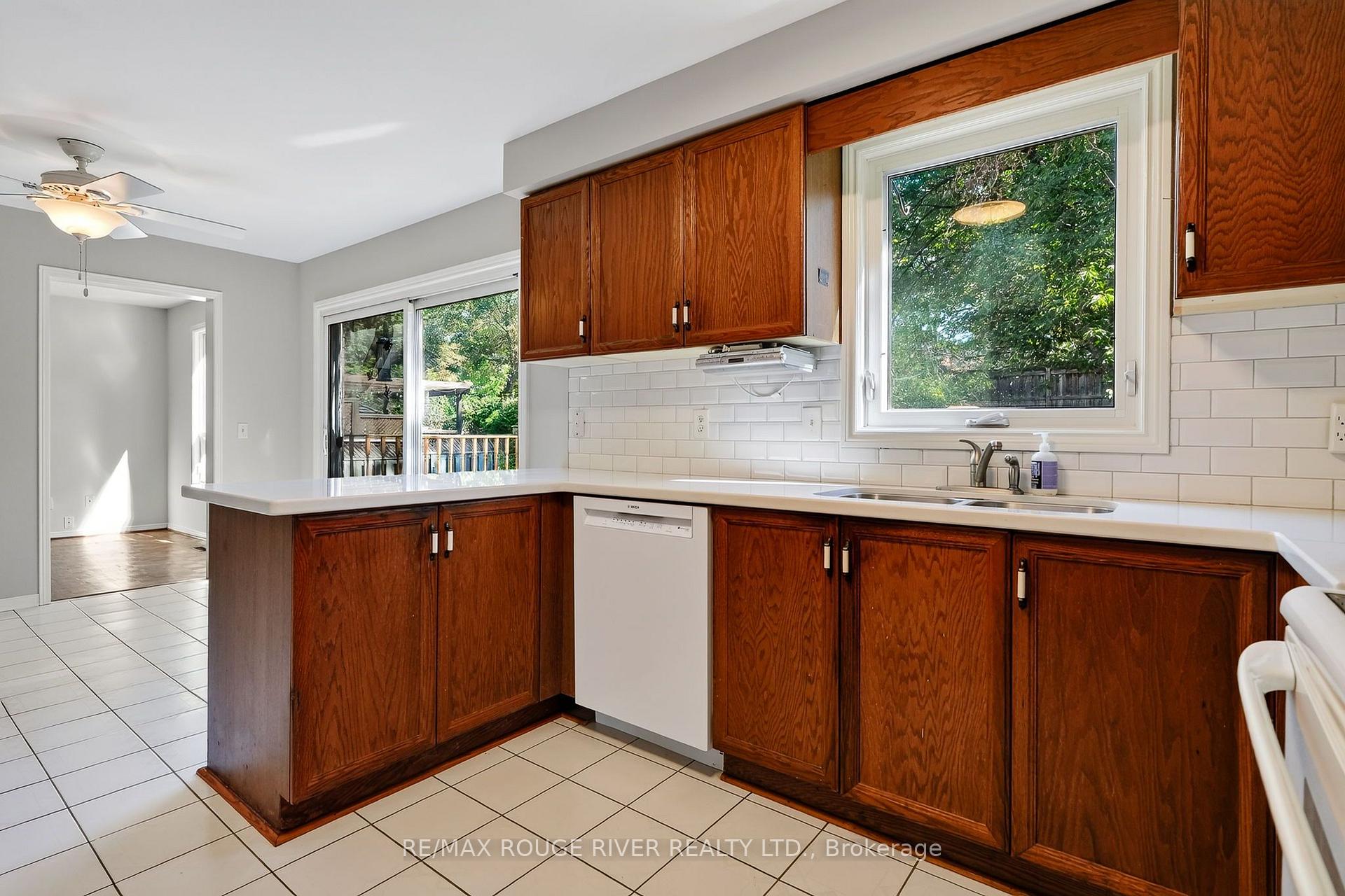 Photo 20 of 1211 Engel Court, Pickering, West Shore — HOMEH