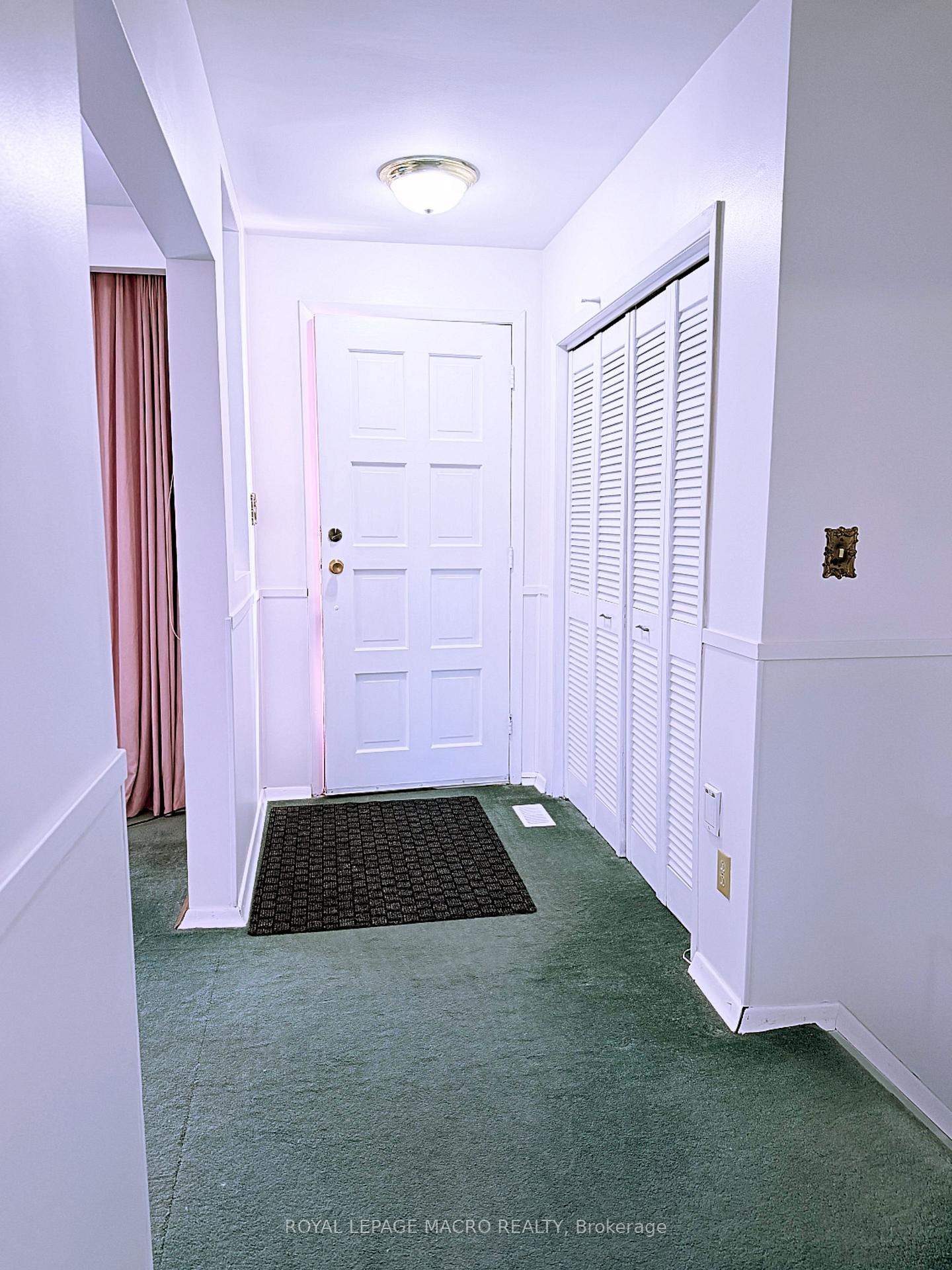 Photo 3 of 607 Walkers Line, Burlington, Shoreacres — HOMEH