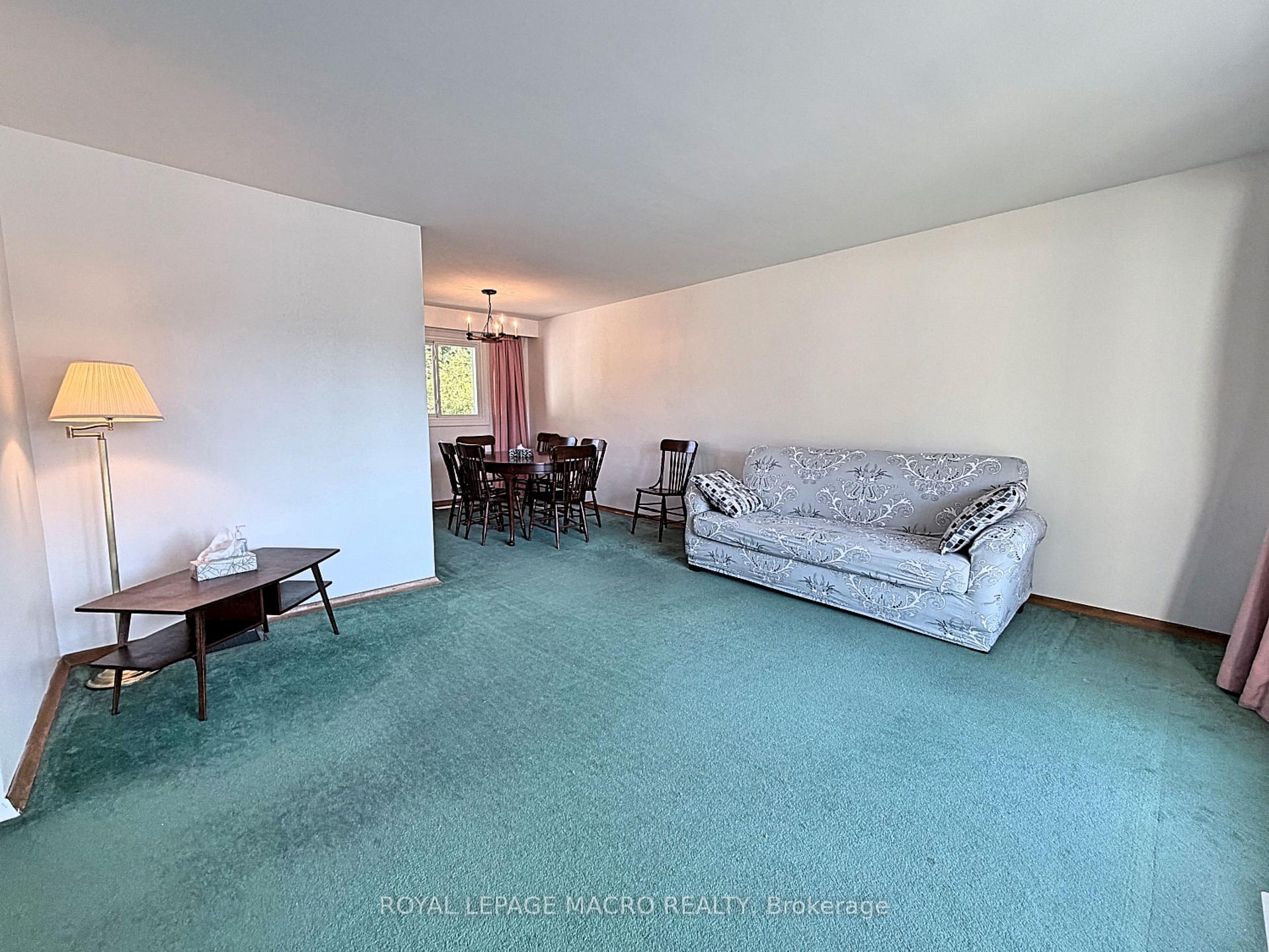 Photo 4 of 607 Walkers Line, Burlington, Shoreacres — HOMEH