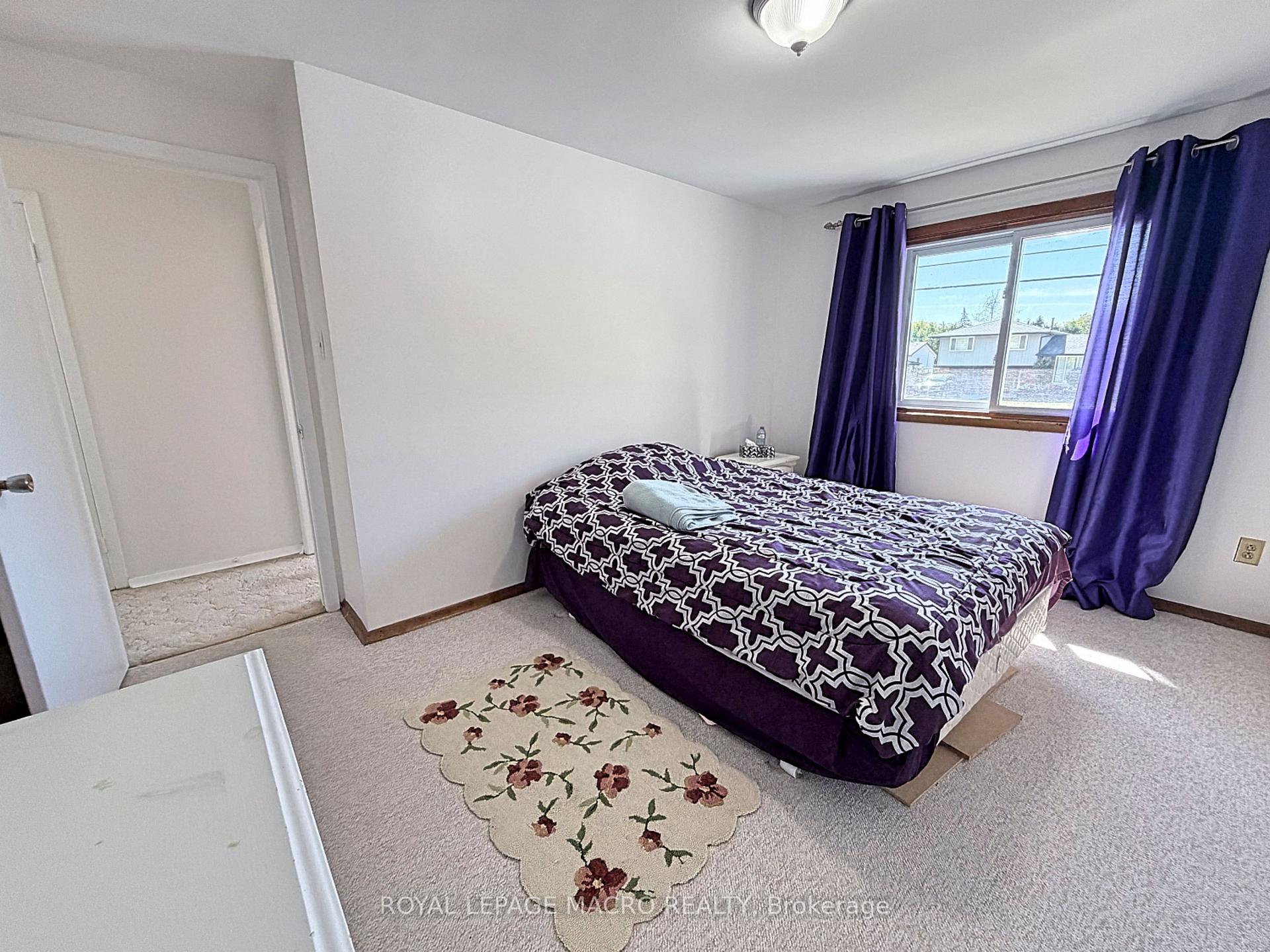 Photo 16 of 607 Walkers Line, Burlington, Shoreacres — HOMEH