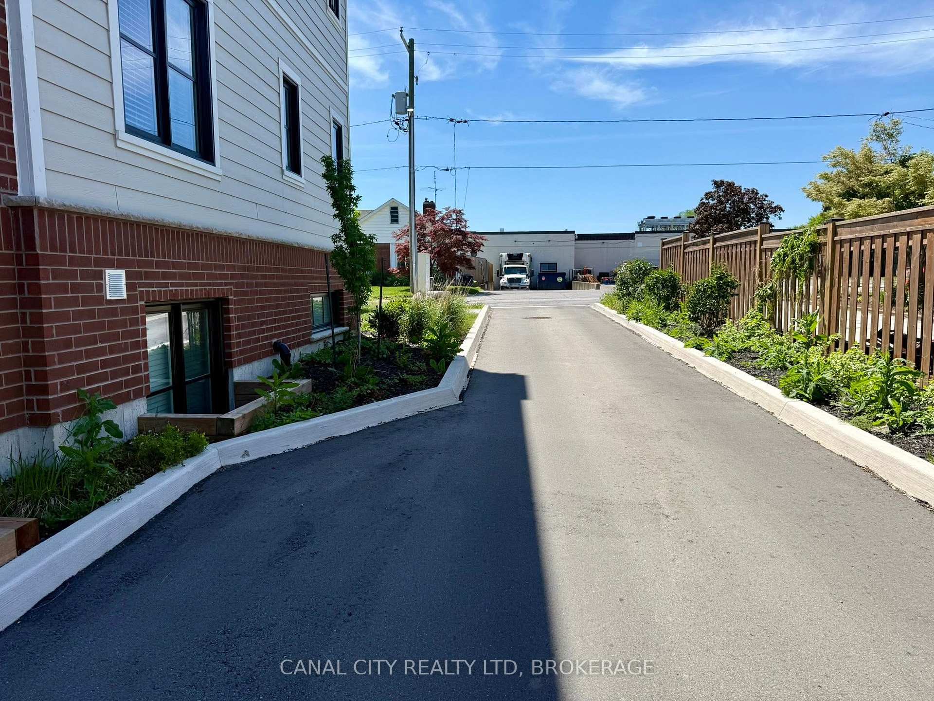 Photo 17 of Unit 4, 6 Ann Street, Thorold, Thorold Downtown — HOMEH
