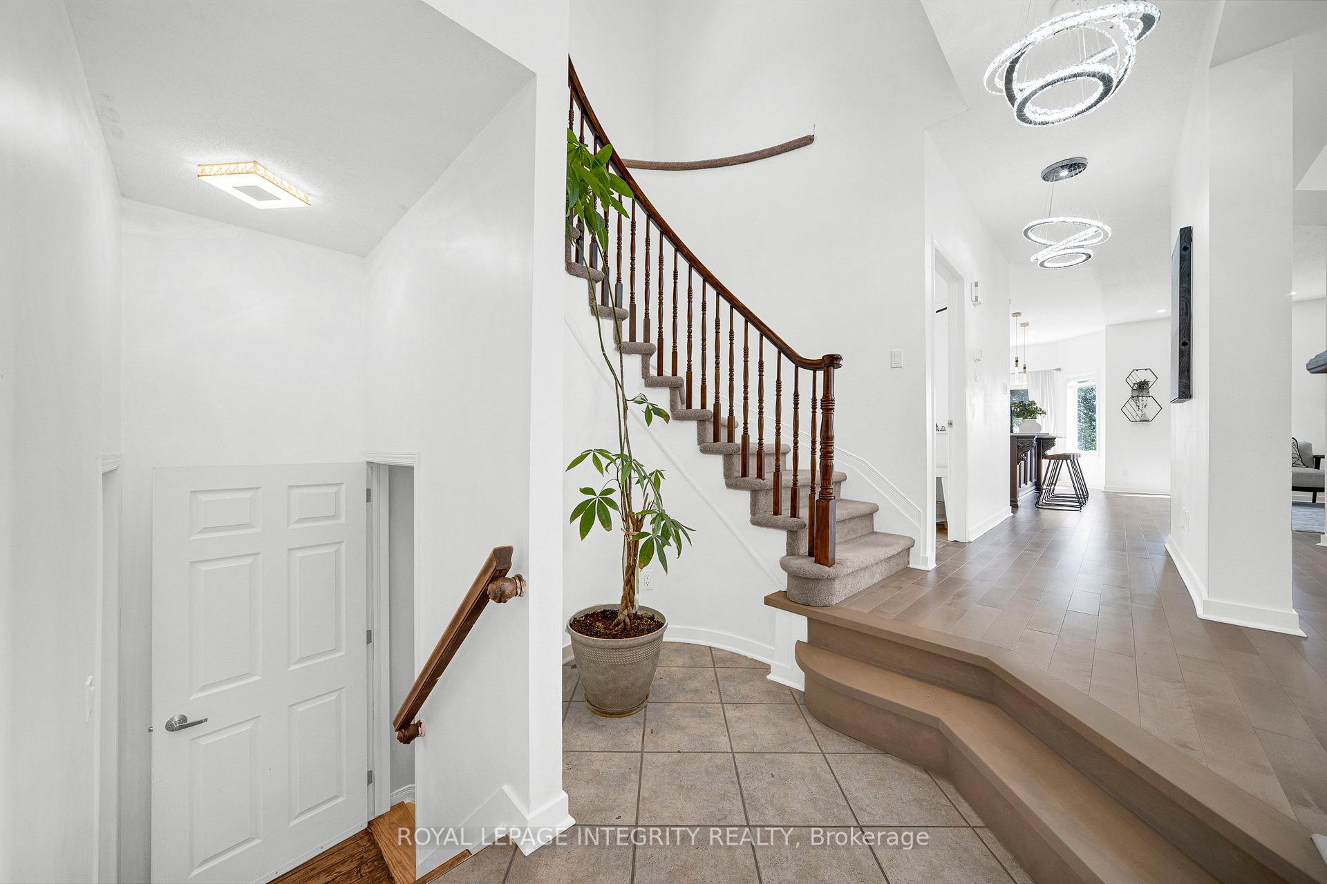 Photo 5 of 69 Goldridge Drive, Ottawa, Kanata - Kanata Lakes/Heritage Hills — HOMEH