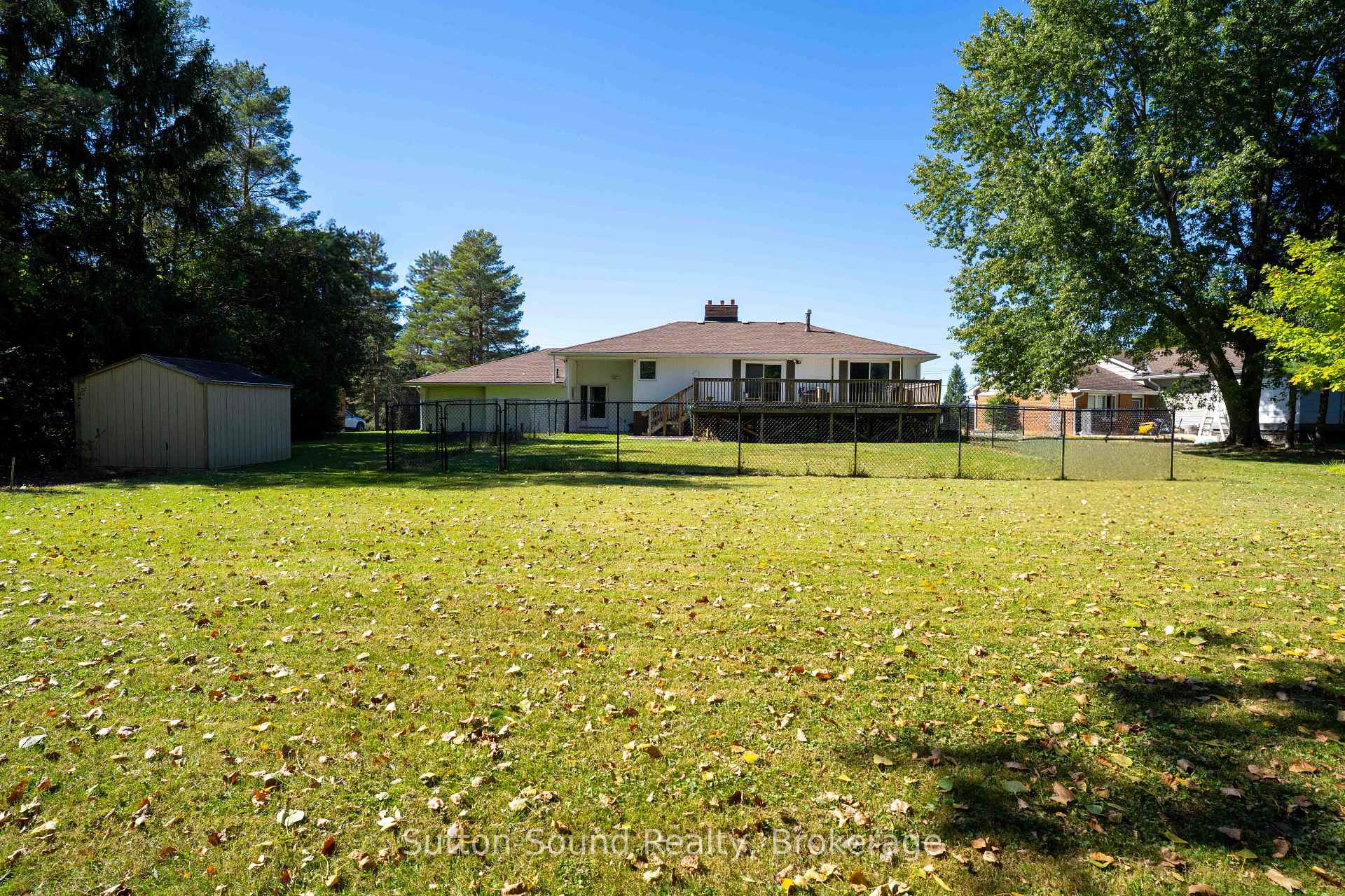 Photo 3 of 130 Cearview Crescent, Meaford — HOMEH