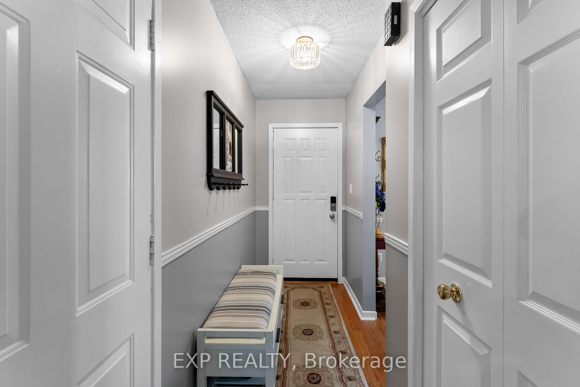Photo 4 of 124 St Augustine Drive, St. Catharines, Secord Woods — HOMEH