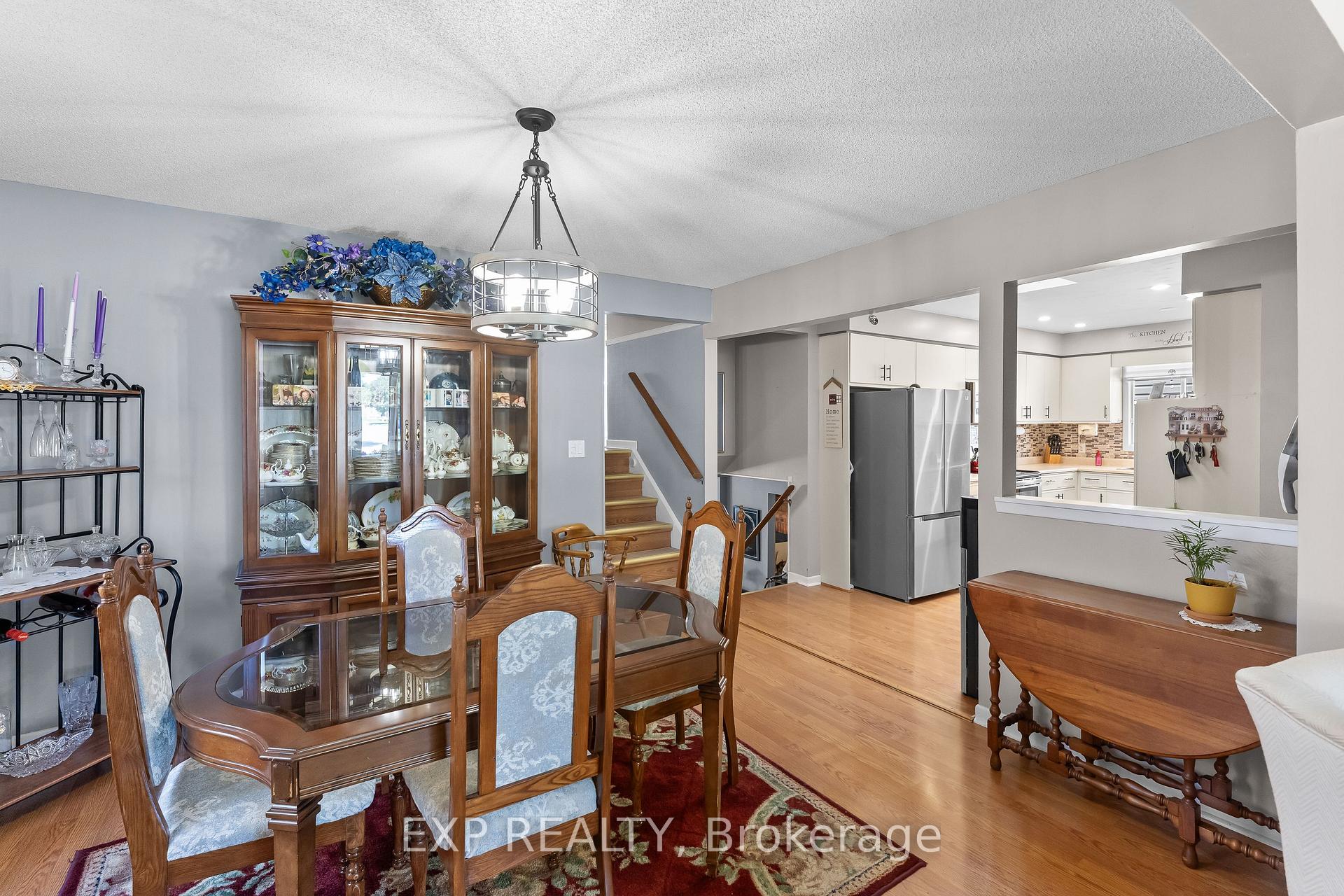 Photo 10 of 124 St Augustine Drive, St. Catharines, Secord Woods — HOMEH