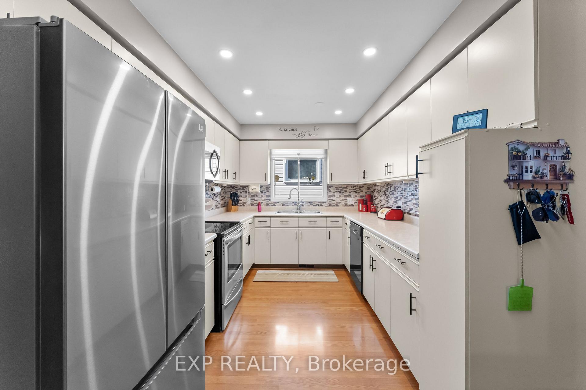 Photo 13 of 124 St Augustine Drive, St. Catharines, Secord Woods — HOMEH
