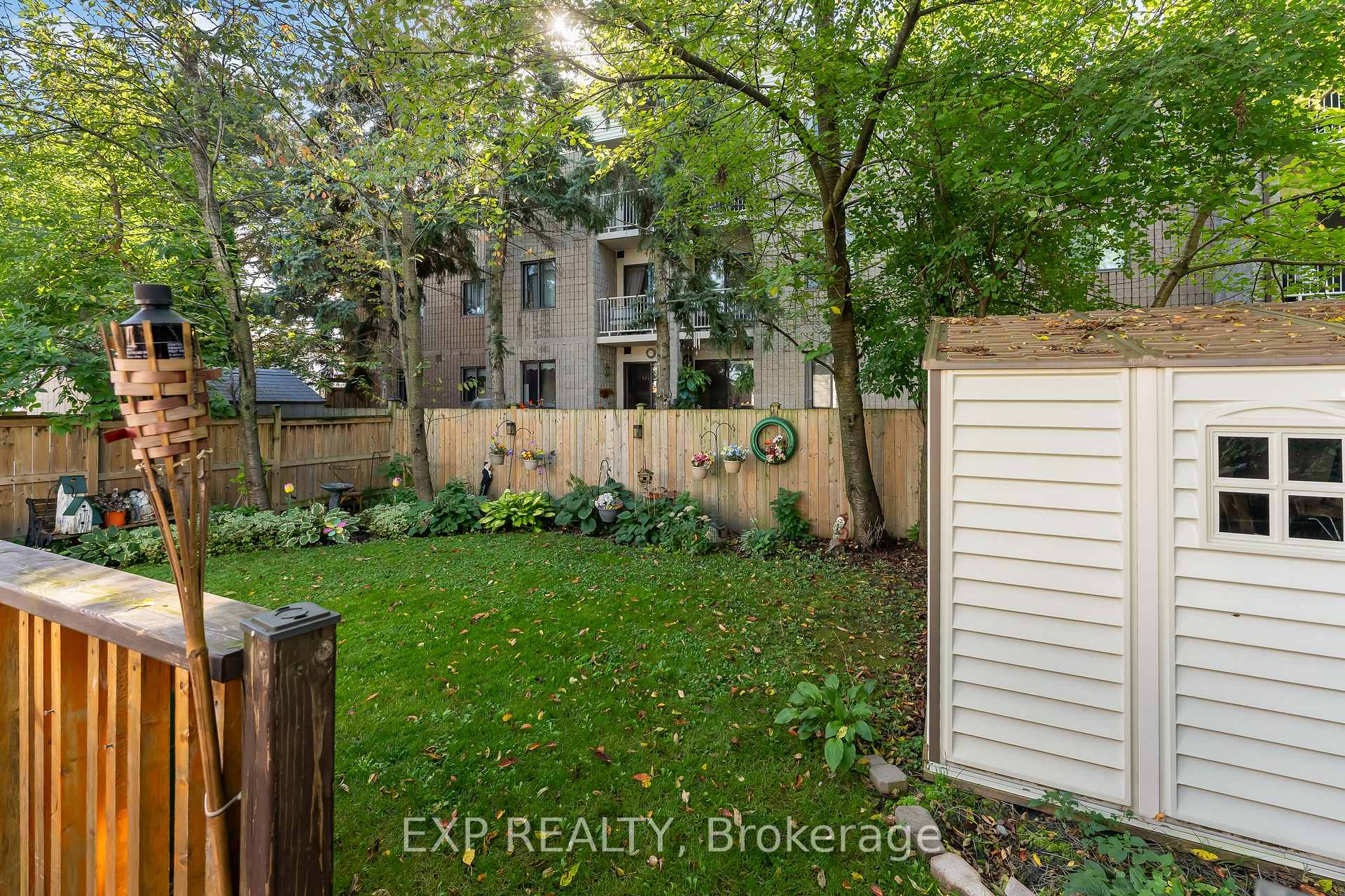 Photo 27 of 124 St Augustine Drive, St. Catharines, Secord Woods — HOMEH