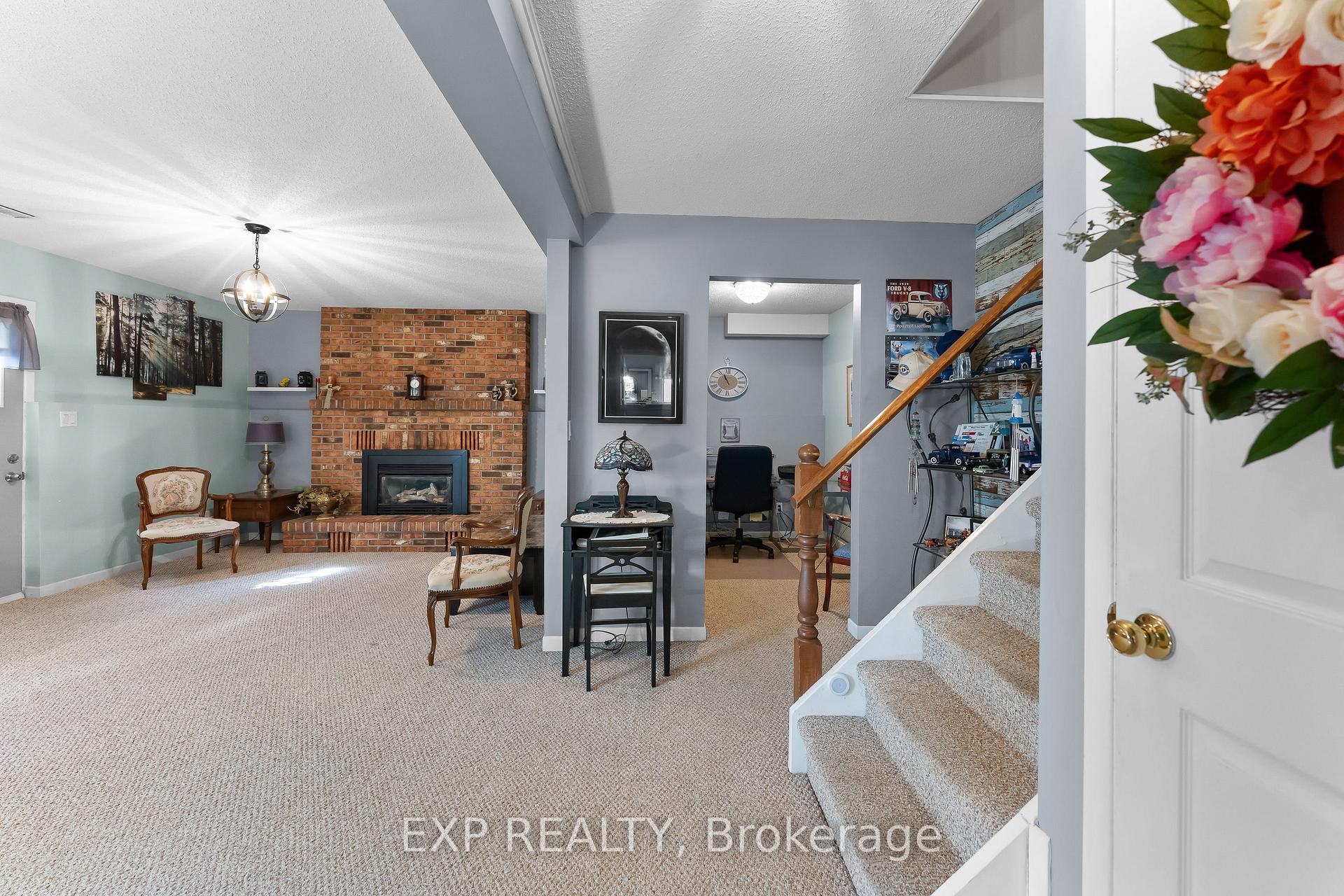 Photo 36 of 124 St Augustine Drive, St. Catharines, Secord Woods — HOMEH