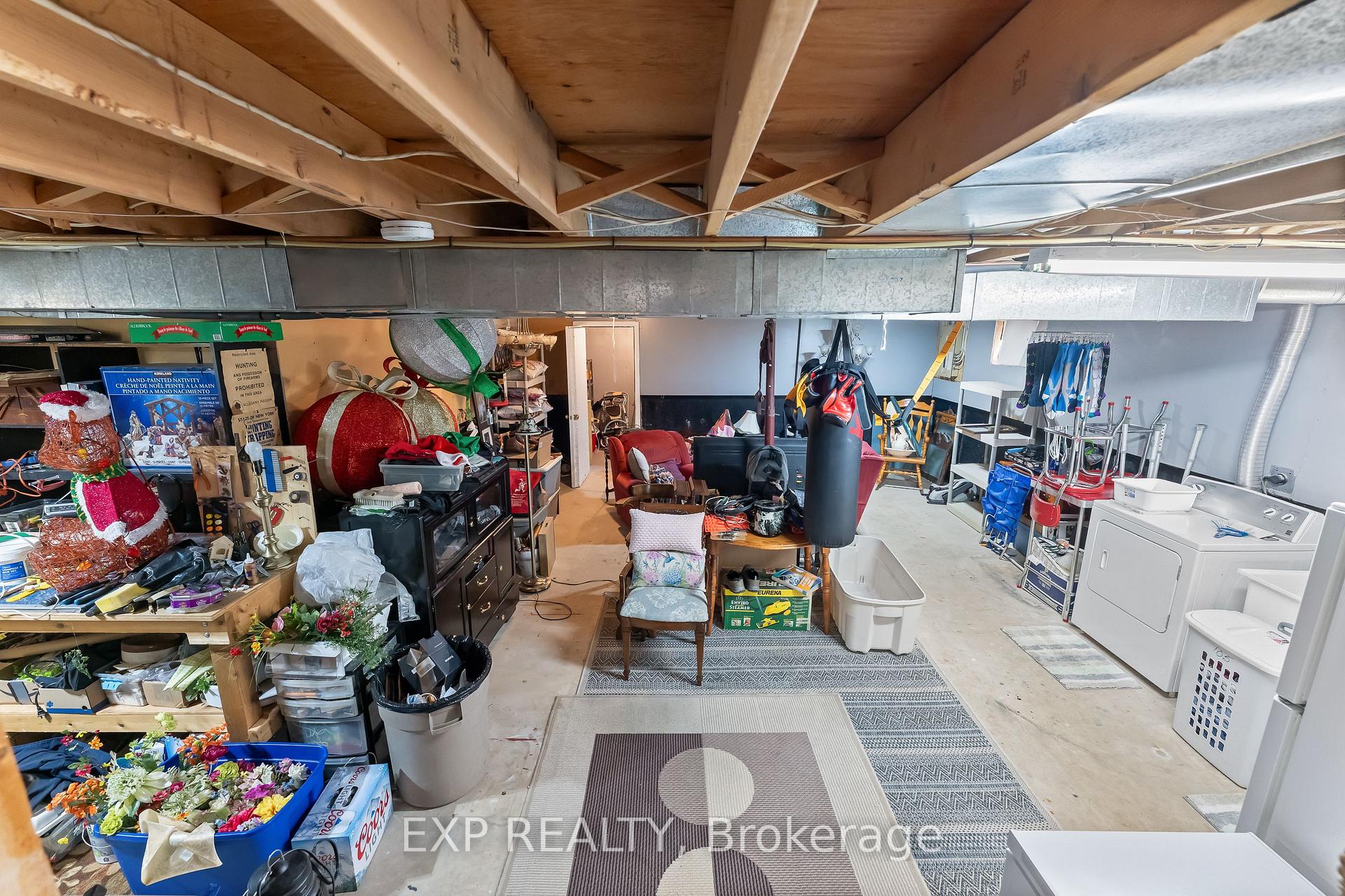 Photo 41 of 124 St Augustine Drive, St. Catharines, Secord Woods — HOMEH