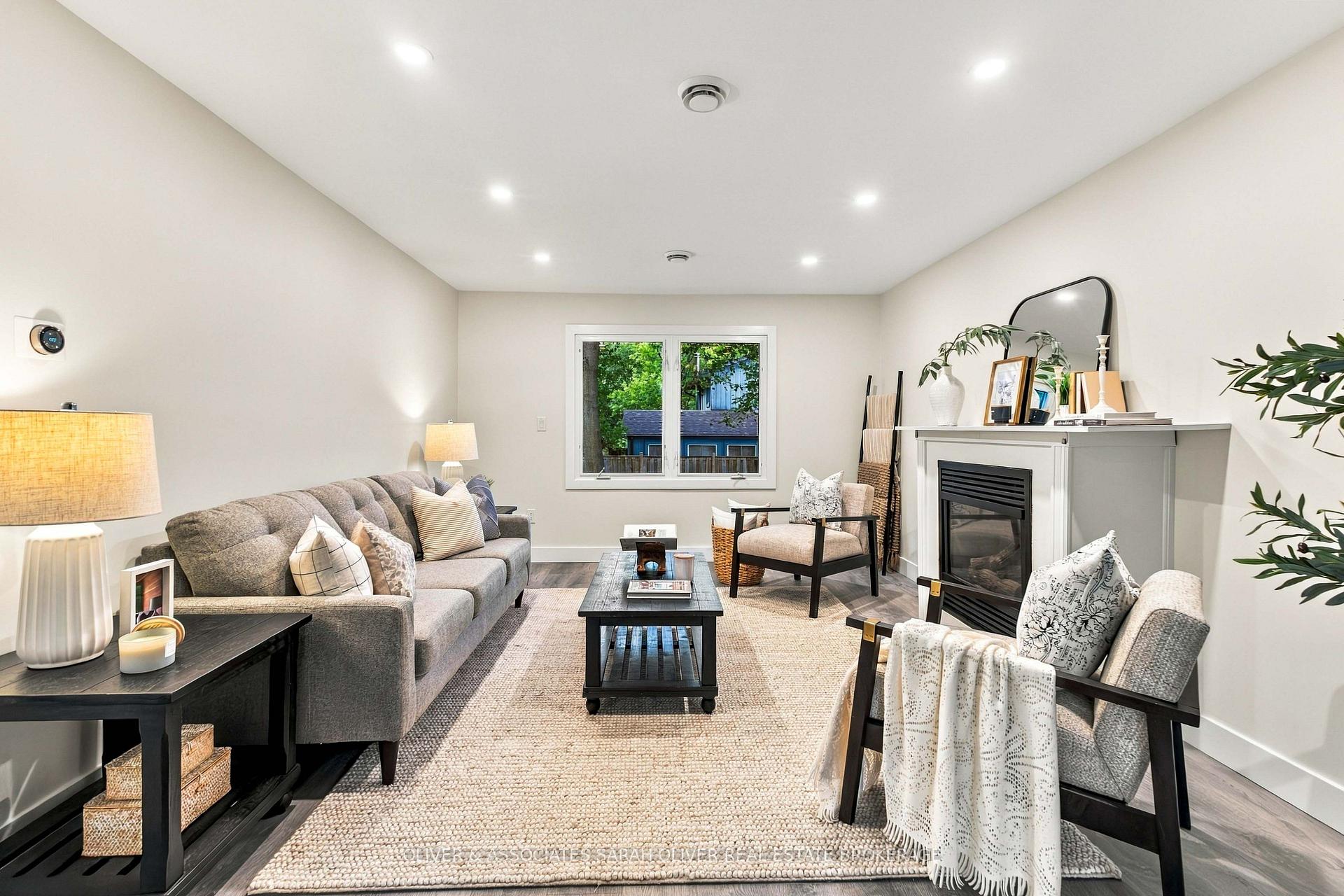 Photo 5 of 95 Blackacres Boulevard, London, North F — HOMEH