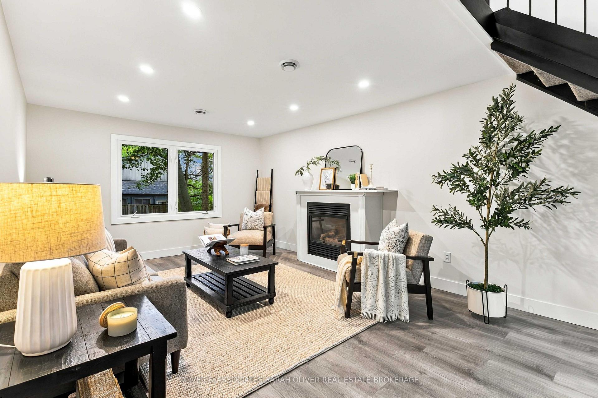 Photo 6 of 95 Blackacres Boulevard, London, North F — HOMEH