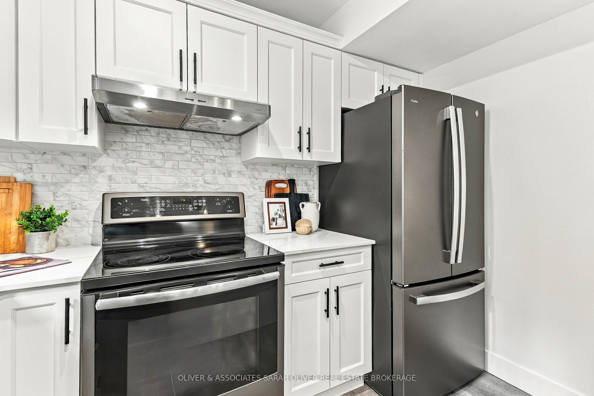 Photo 15 of 95 Blackacres Boulevard, London, North F — HOMEH
