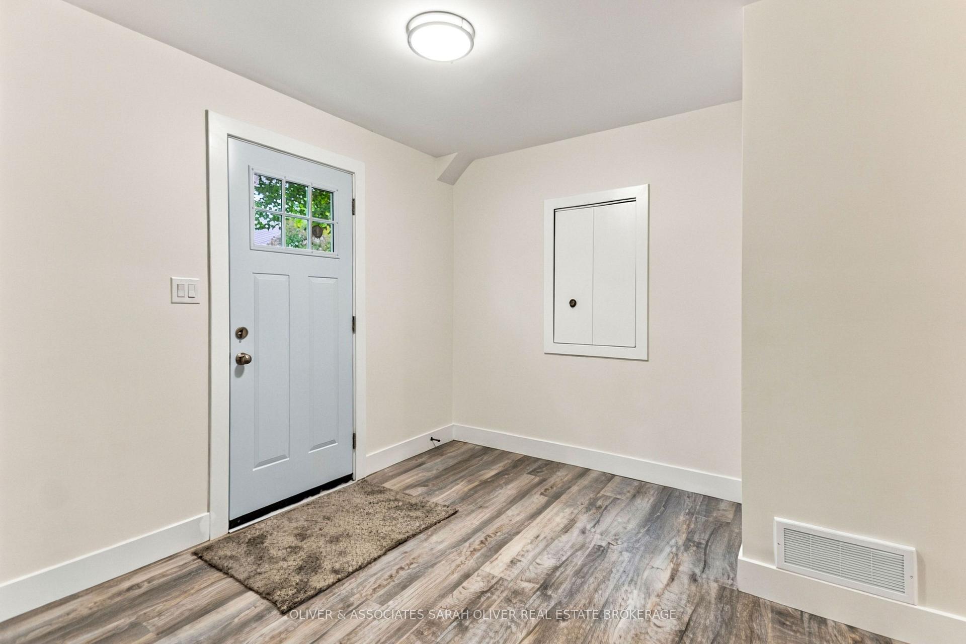 Photo 22 of 95 Blackacres Boulevard, London, North F — HOMEH