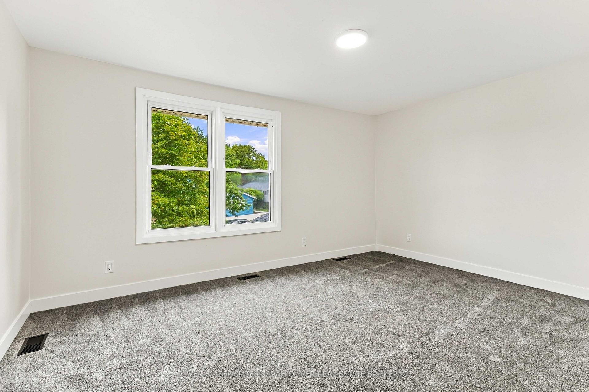 Photo 23 of 95 Blackacres Boulevard, London, North F — HOMEH