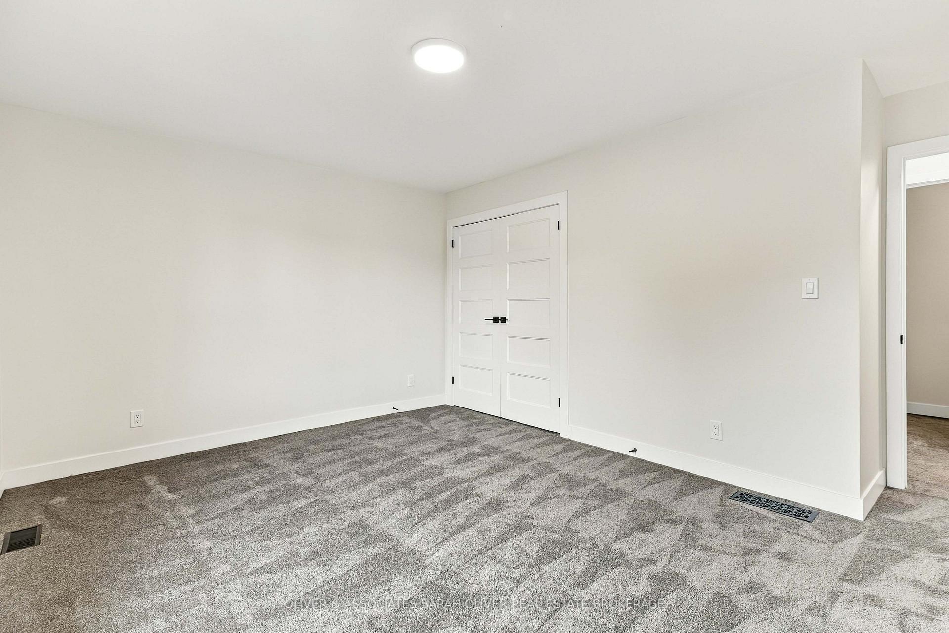 Photo 24 of 95 Blackacres Boulevard, London, North F — HOMEH