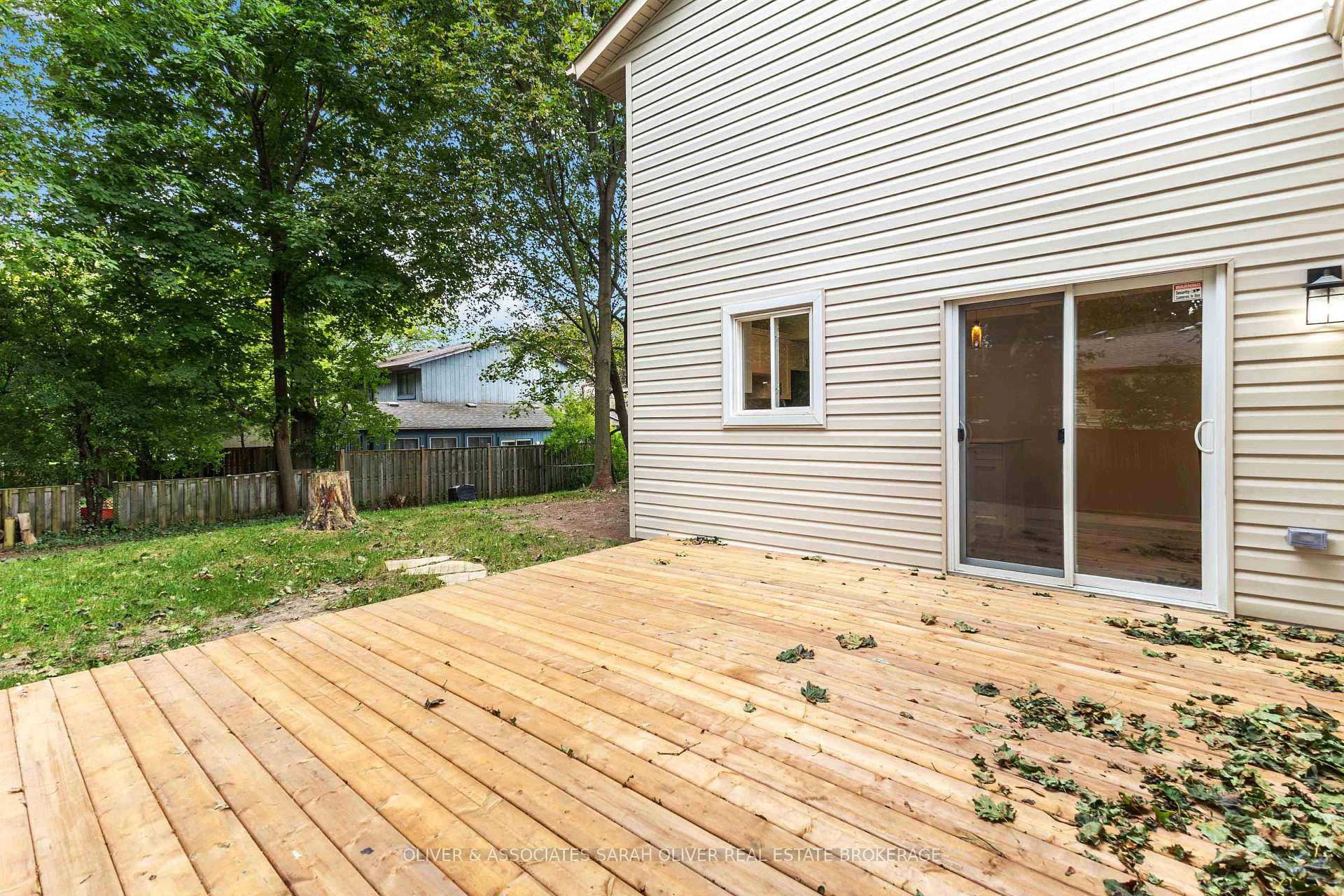 Photo 30 of 95 Blackacres Boulevard, London, North F — HOMEH