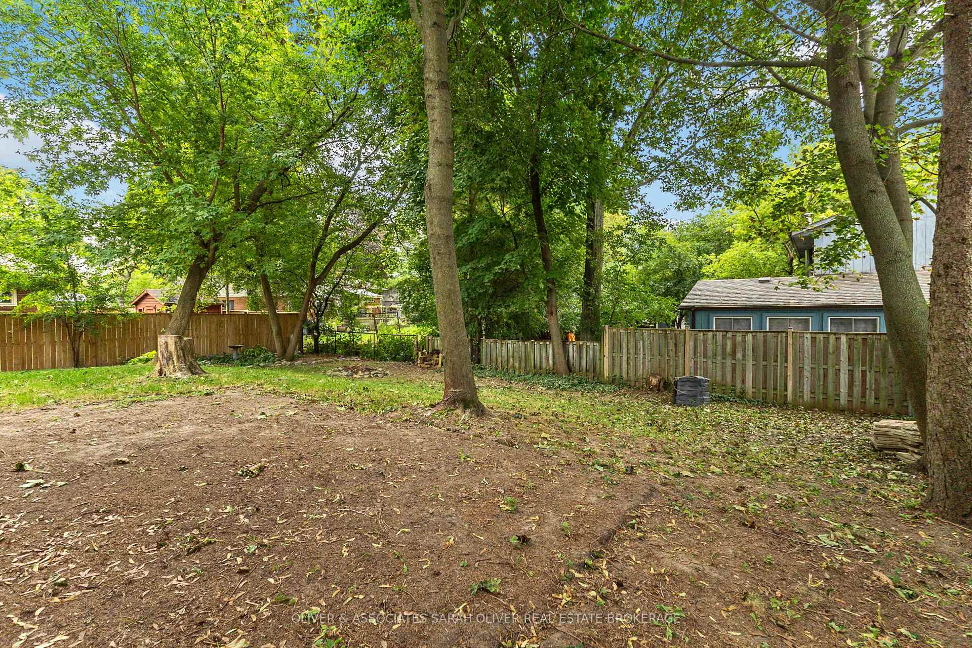 Photo 35 of 95 Blackacres Boulevard, London, North F — HOMEH