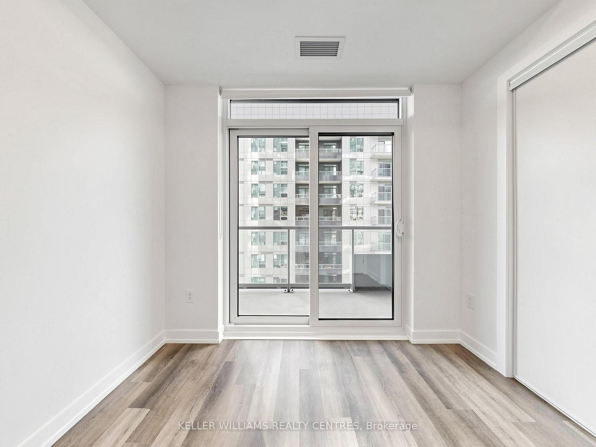 Photo 17 of Unit 1408, 5 Meadowdale Road, Vaughan, Vaughan Corporate Centre — HOMEH