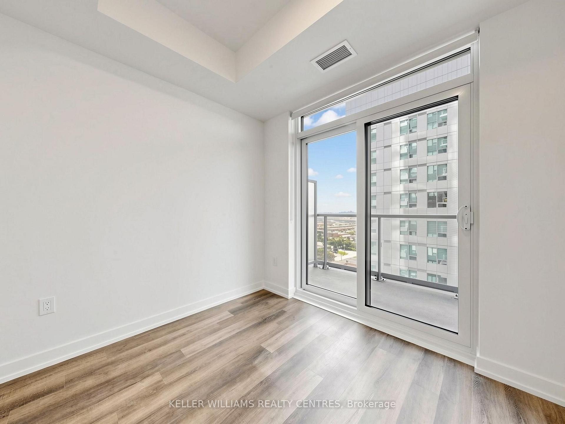 Photo 18 of Unit 1408, 5 Meadowdale Road, Vaughan, Vaughan Corporate Centre — HOMEH