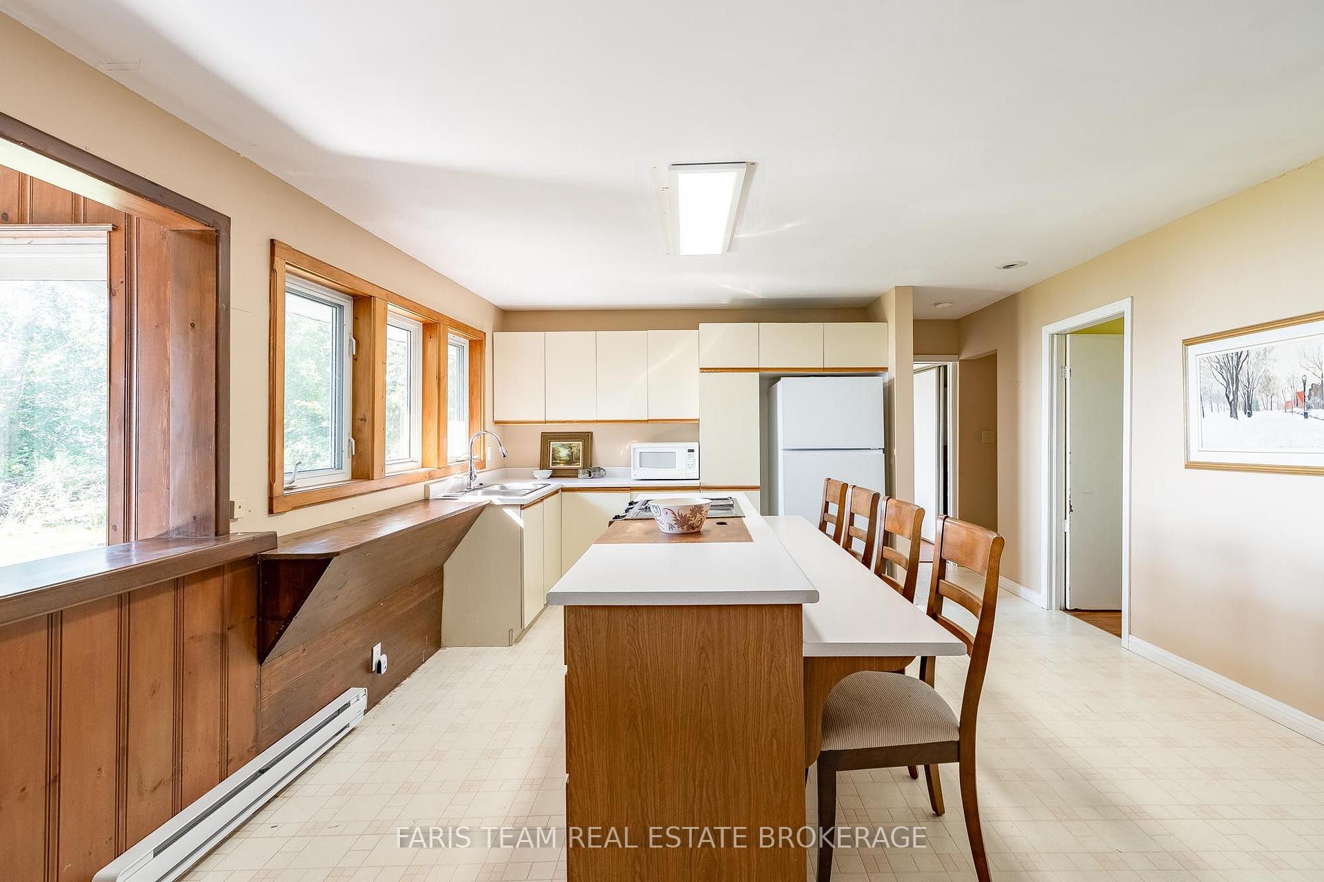 Photo 9 of 1467 Cunningham Crescent, Severn, Rural Severn — HOMEH