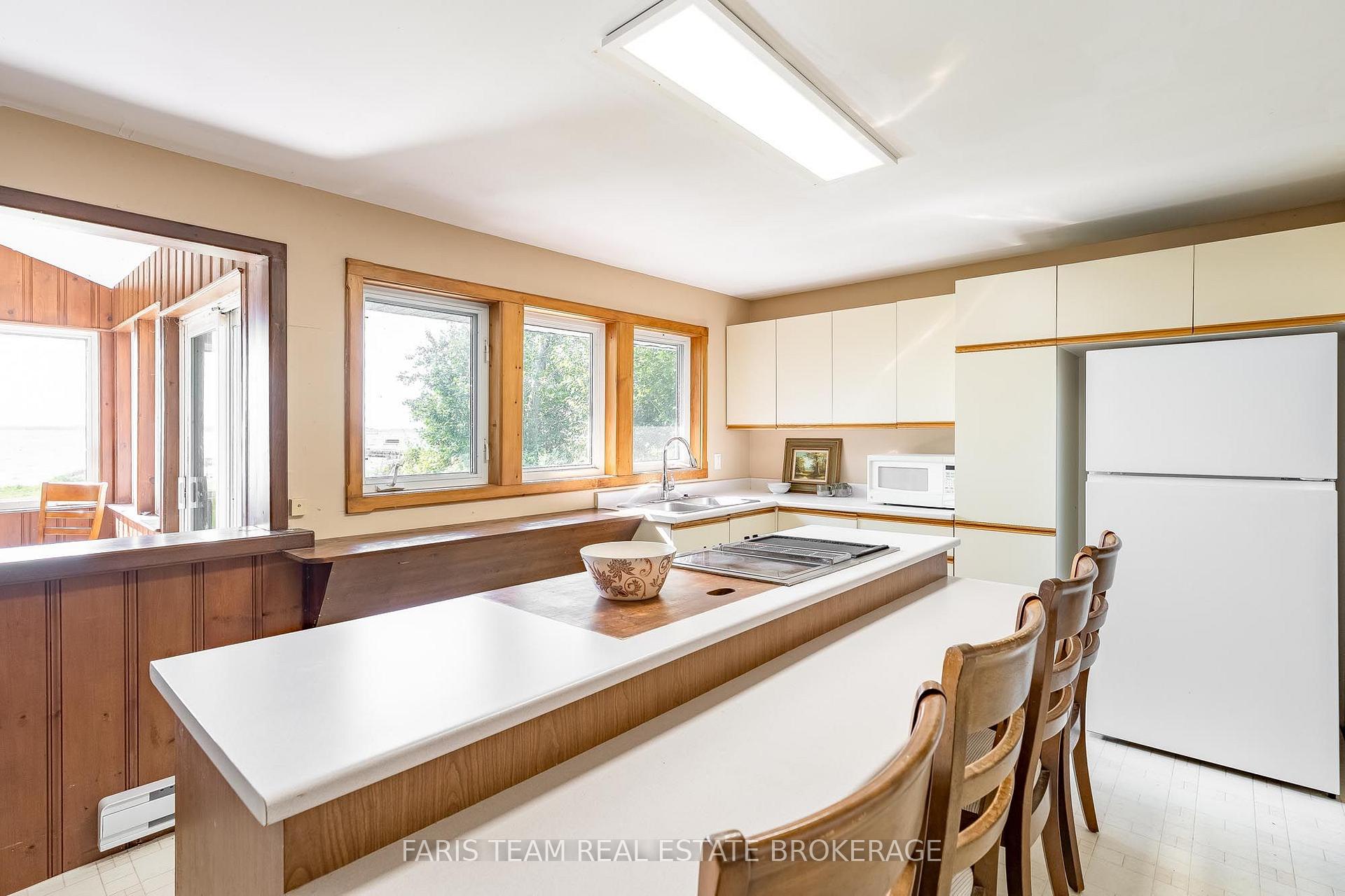 Photo 10 of 1467 Cunningham Crescent, Severn, Rural Severn — HOMEH