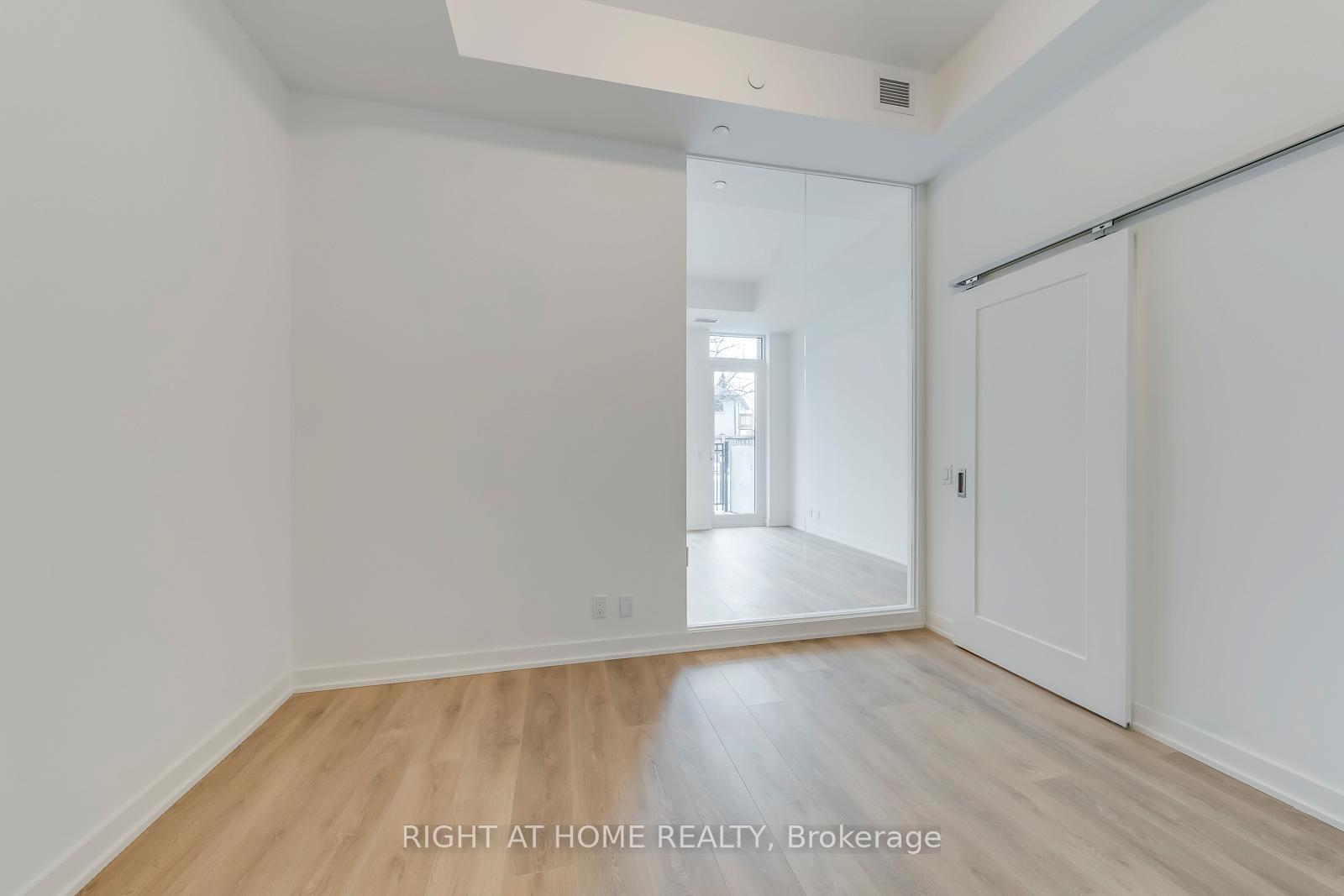 Photo 13 of Unit 101, 2 Manderley Drive, Scarborough, Birchcliffe-Cliffside — HOMEH