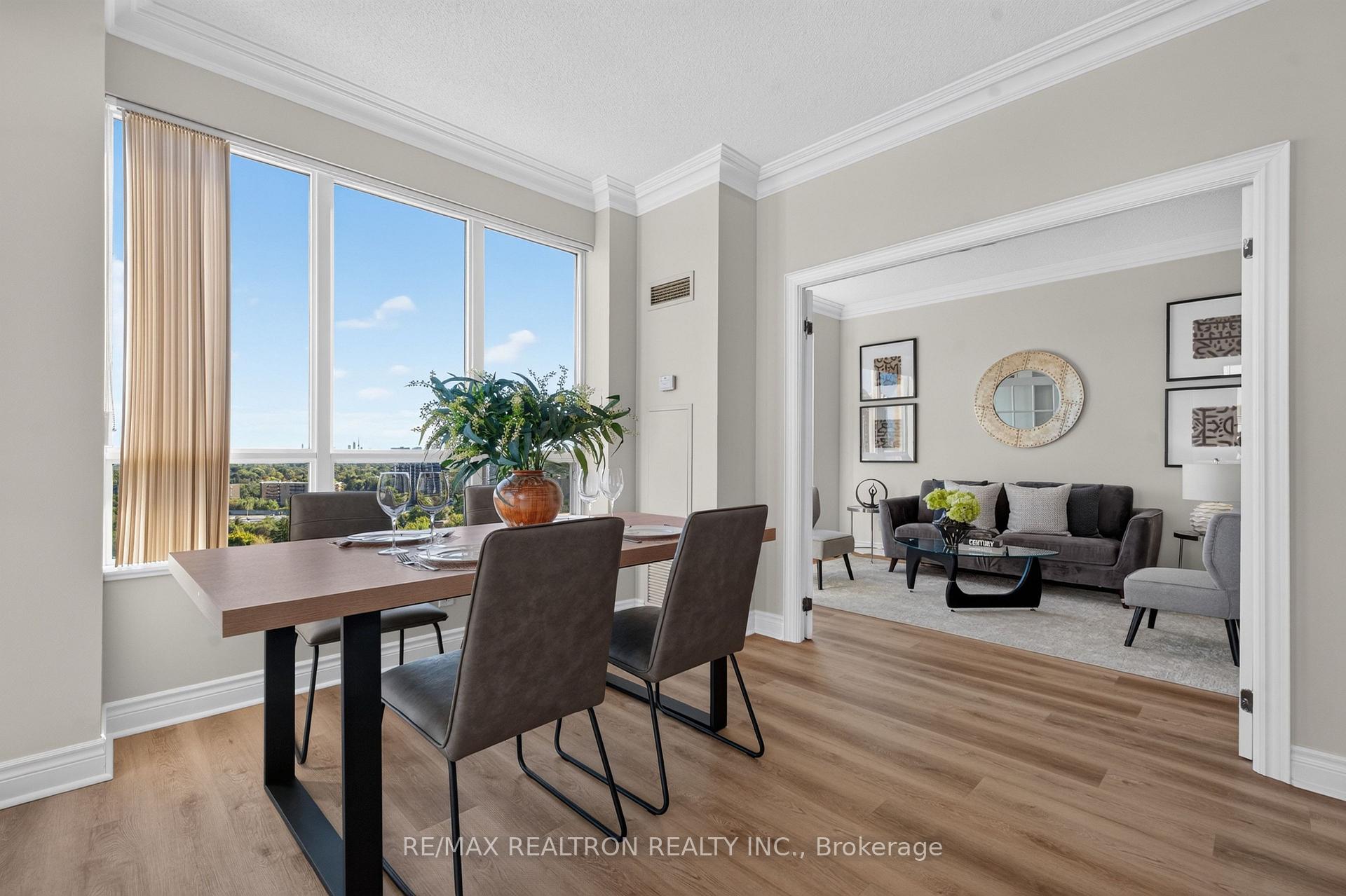 Photo 18 of Unit LPH5, 2 Clairtrell Road, North York, Willowdale East — HOMEH