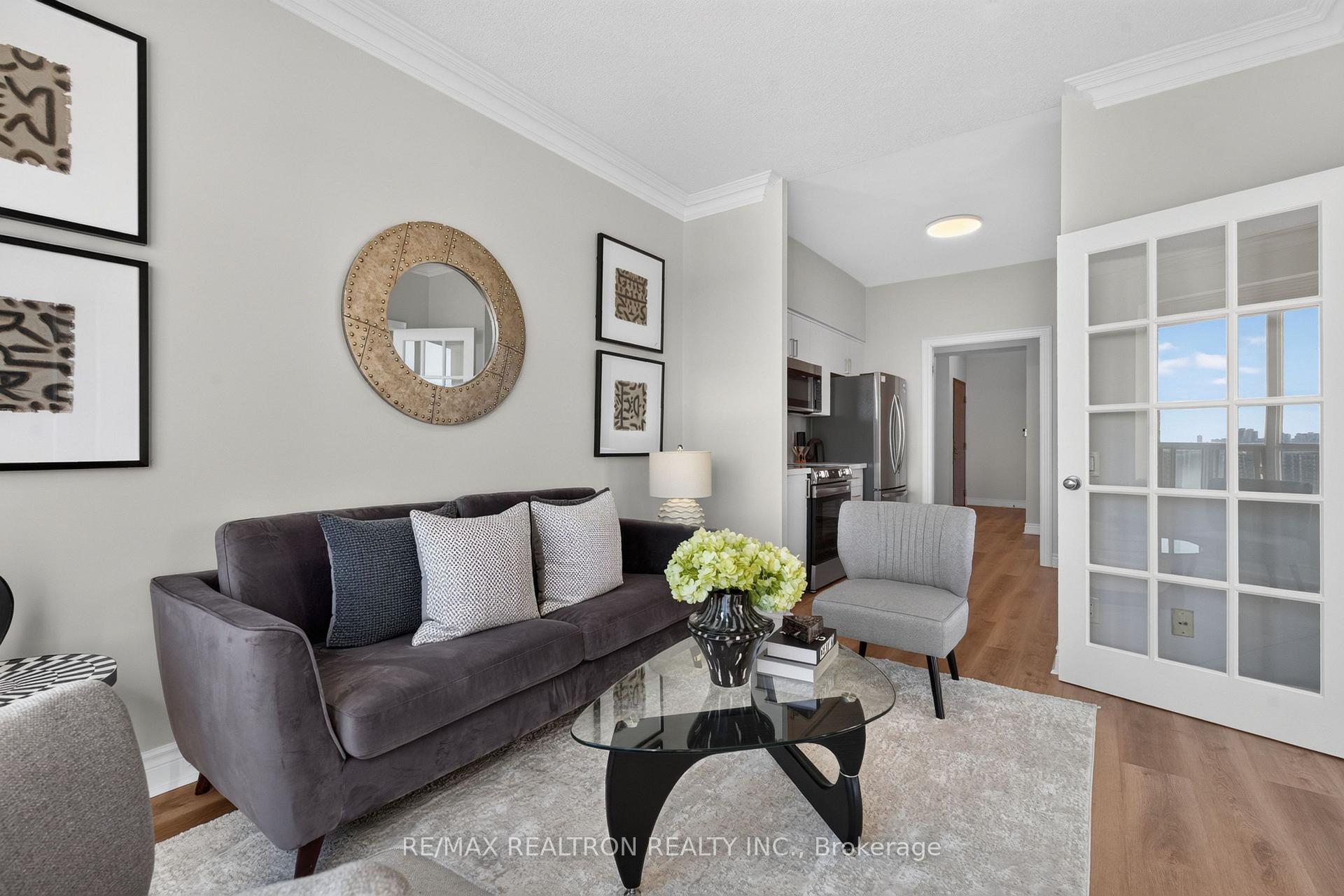Photo 19 of Unit LPH5, 2 Clairtrell Road, North York, Willowdale East — HOMEH
