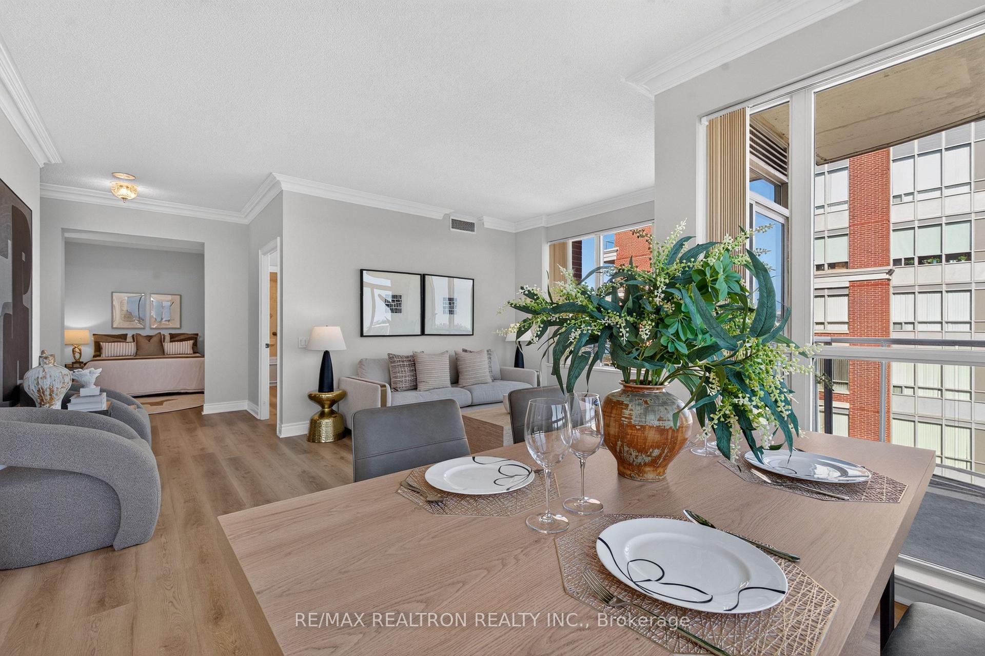 Photo 25 of Unit LPH5, 2 Clairtrell Road, North York, Willowdale East — HOMEH