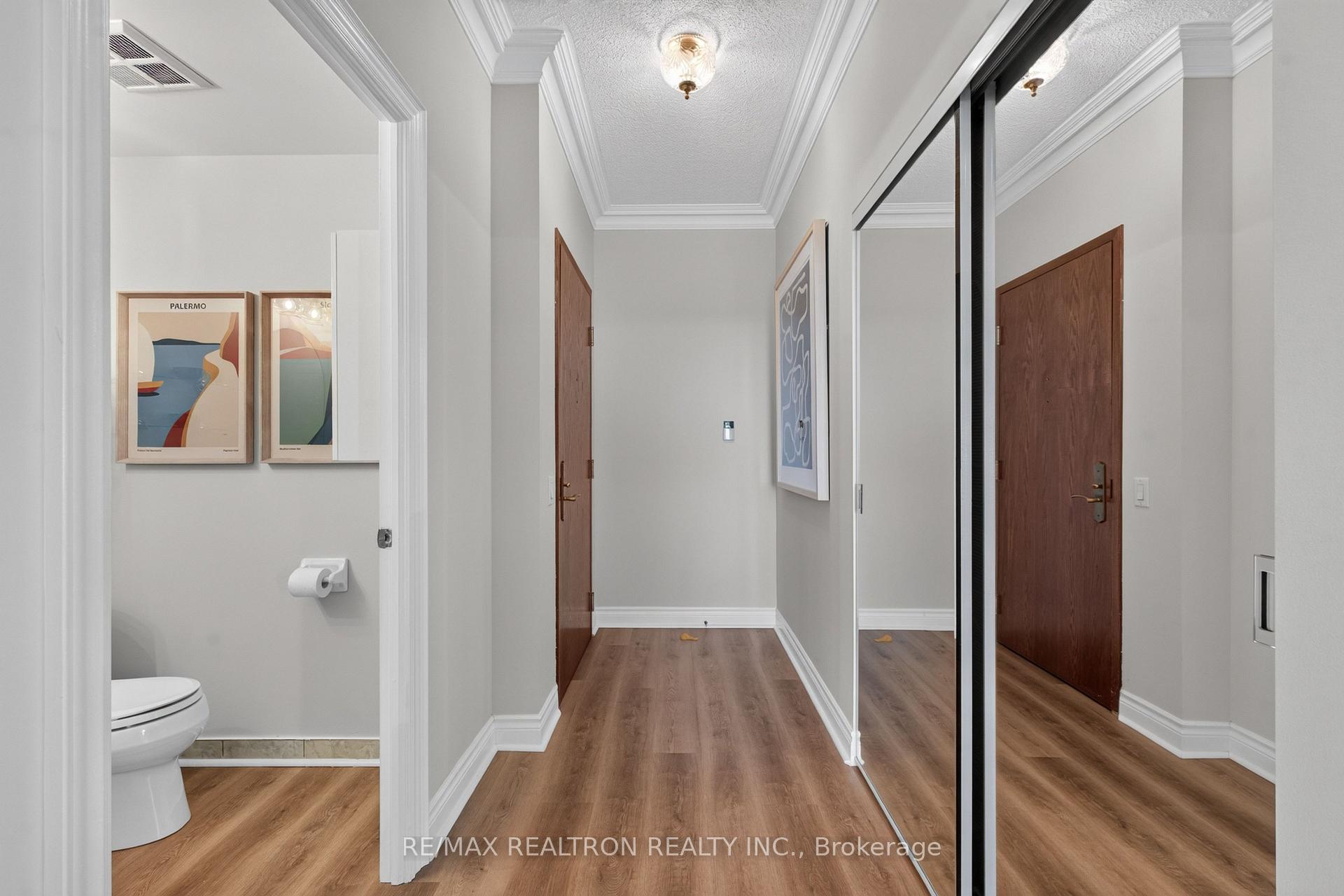 Photo 40 of Unit LPH5, 2 Clairtrell Road, North York, Willowdale East — HOMEH