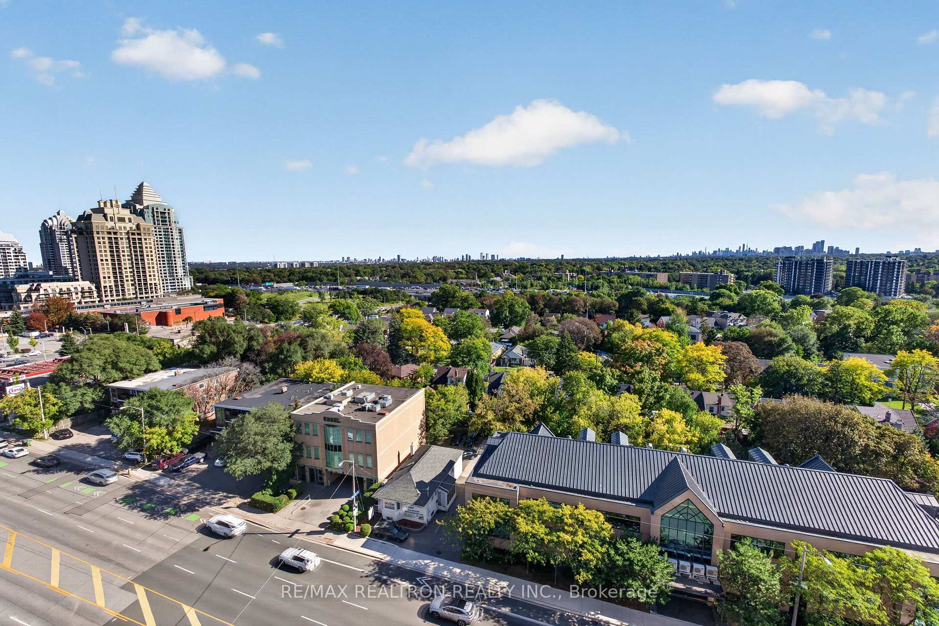 Photo 43 of Unit LPH5, 2 Clairtrell Road, North York, Willowdale East — HOMEH