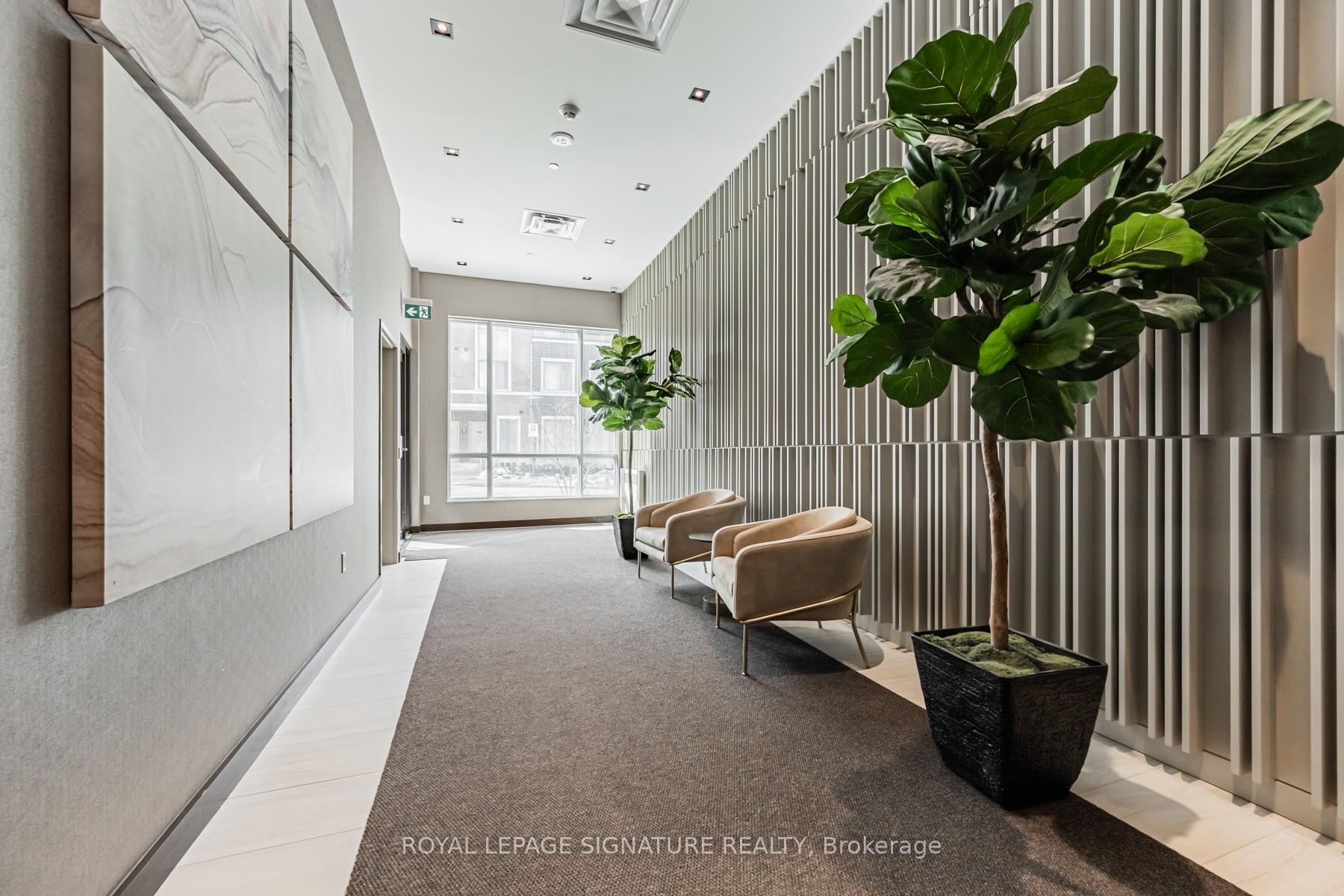 Photo 4 of Unit 618, 60 Honeycrisp Crescent, Vaughan, Vaughan Corporate Centre — HOMEH