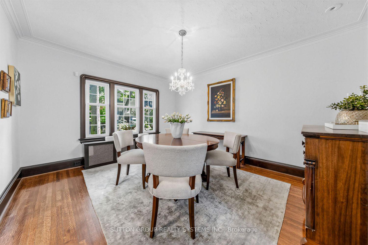 Photo 16 of 4 Brule Crescent, Toronto, High Park-Swansea — HOMEH