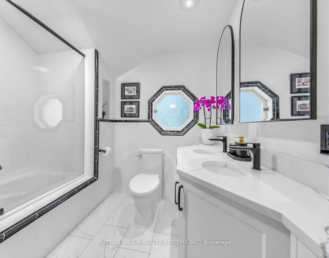 Photo 31 of 4 Brule Crescent, Toronto, High Park-Swansea — HOMEH