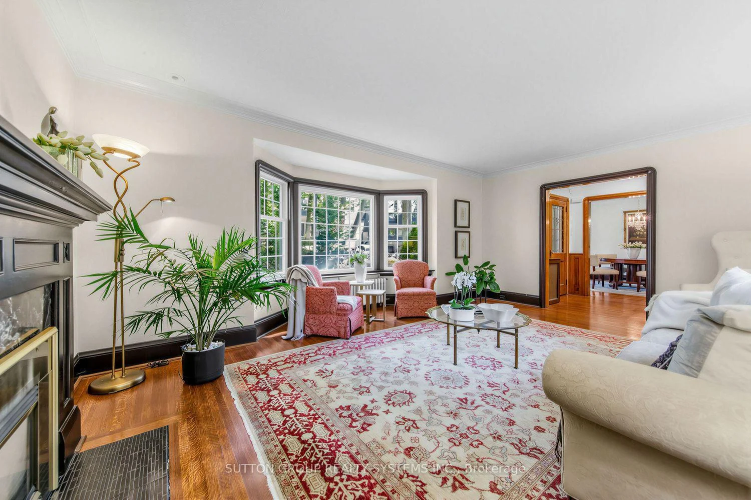 Photo 10 of 4 Brule Crescent, Toronto, High Park-Swansea — HOMEH