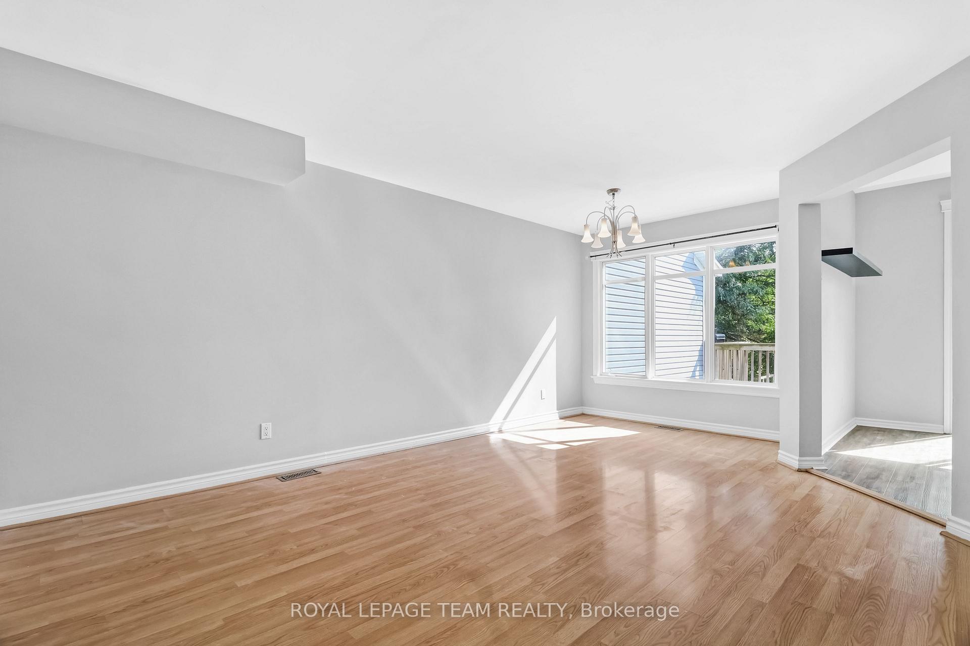 Photo 9 of 141 Hearst Way, Ottawa, Kanata - Katimavik — HOMEH