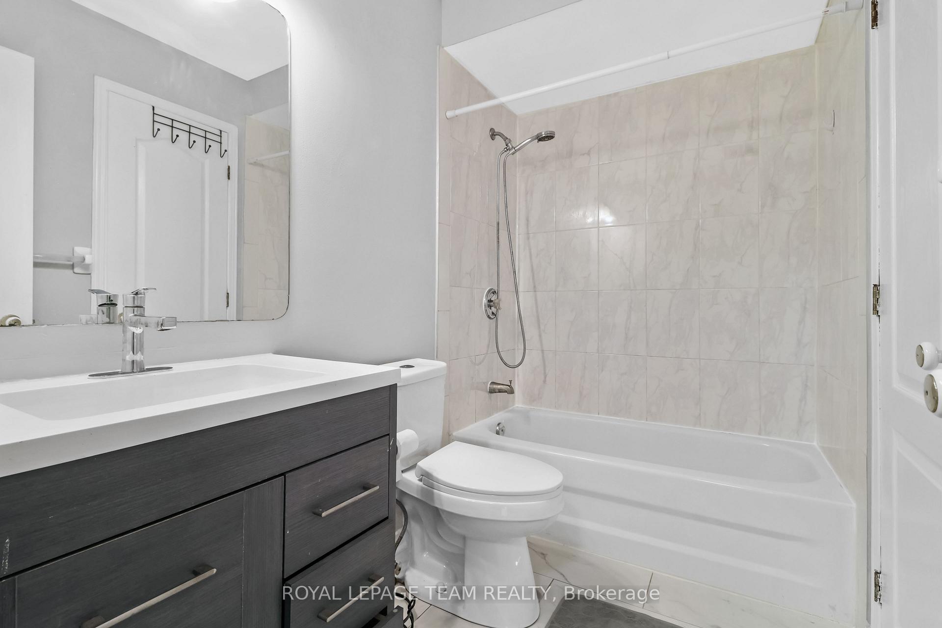 Photo 20 of 141 Hearst Way, Ottawa, Kanata - Katimavik — HOMEH