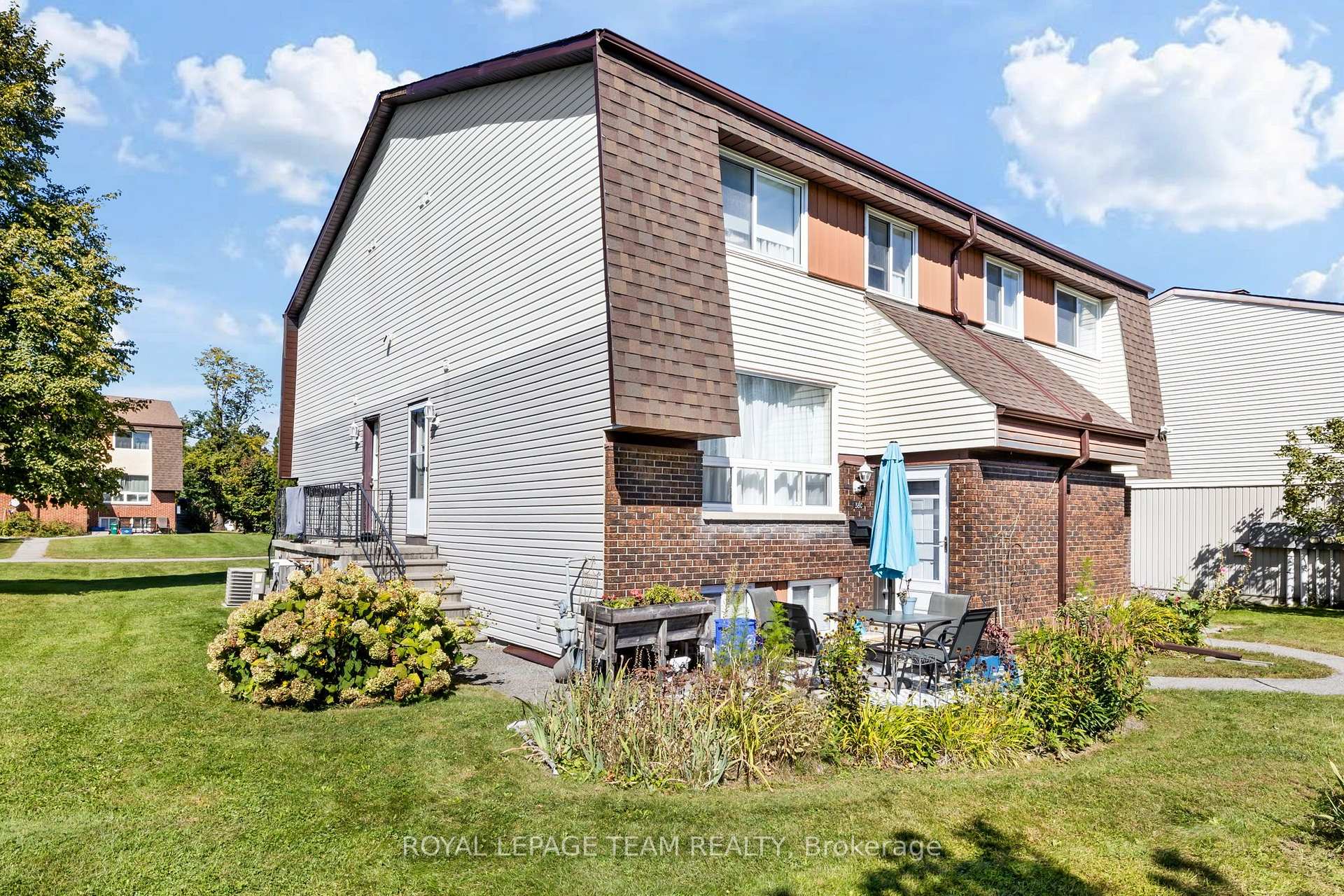 Photo 4 of Unit 47, 38 Woodvale, Ottawa, Craig Henry/Woodvale — HOMEH