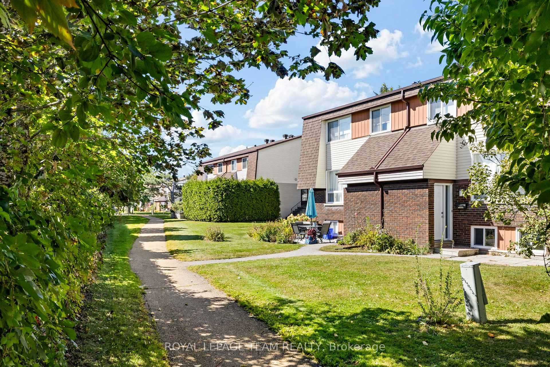Photo 6 of Unit 47, 38 Woodvale, Ottawa, Craig Henry/Woodvale — HOMEH