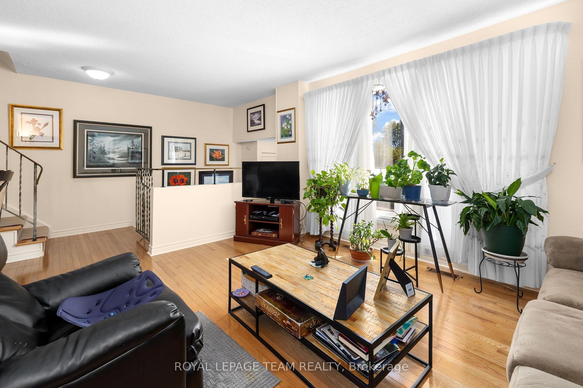 Photo 8 of Unit 47, 38 Woodvale, Ottawa, Craig Henry/Woodvale — HOMEH
