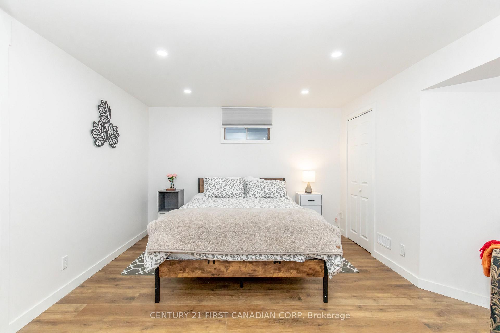 Photo 39 of 564 Cuthbert Circle, London, South U — HOMEH