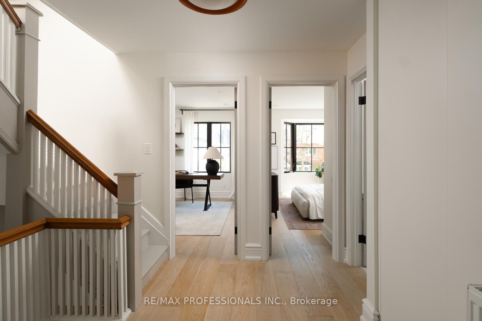 Photo 33 of 286 Wright Avenue, Toronto, High Park-Swansea — HOMEH
