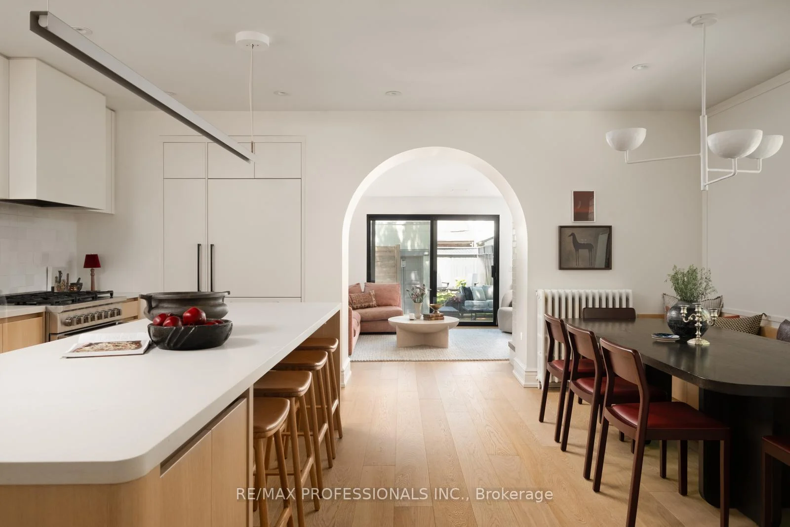 Photo 18 of 286 Wright Avenue, Toronto, High Park-Swansea — HOMEH
