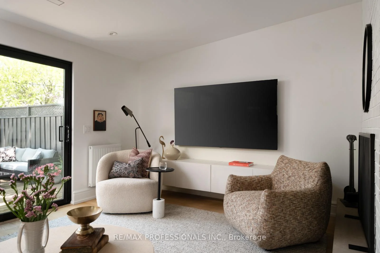 Photo 20 of 286 Wright Avenue, Toronto, High Park-Swansea — HOMEH