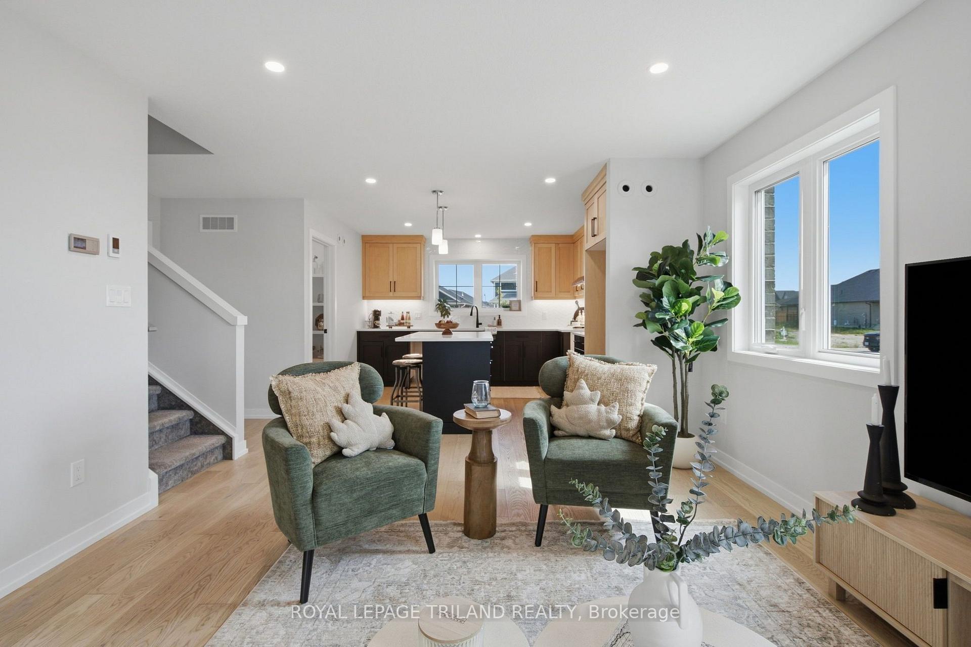 Photo 8 of 1 Hawke Lane, St. Thomas — HOMEH