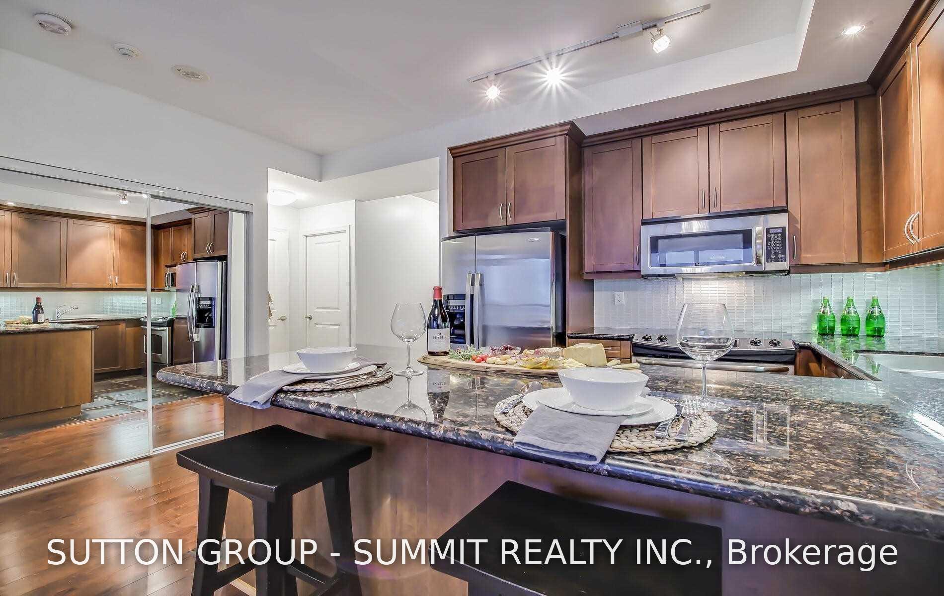 Photo 8 of Unit 731, 628 Fleet Street, Toronto, Waterfront Communities — HOMEH